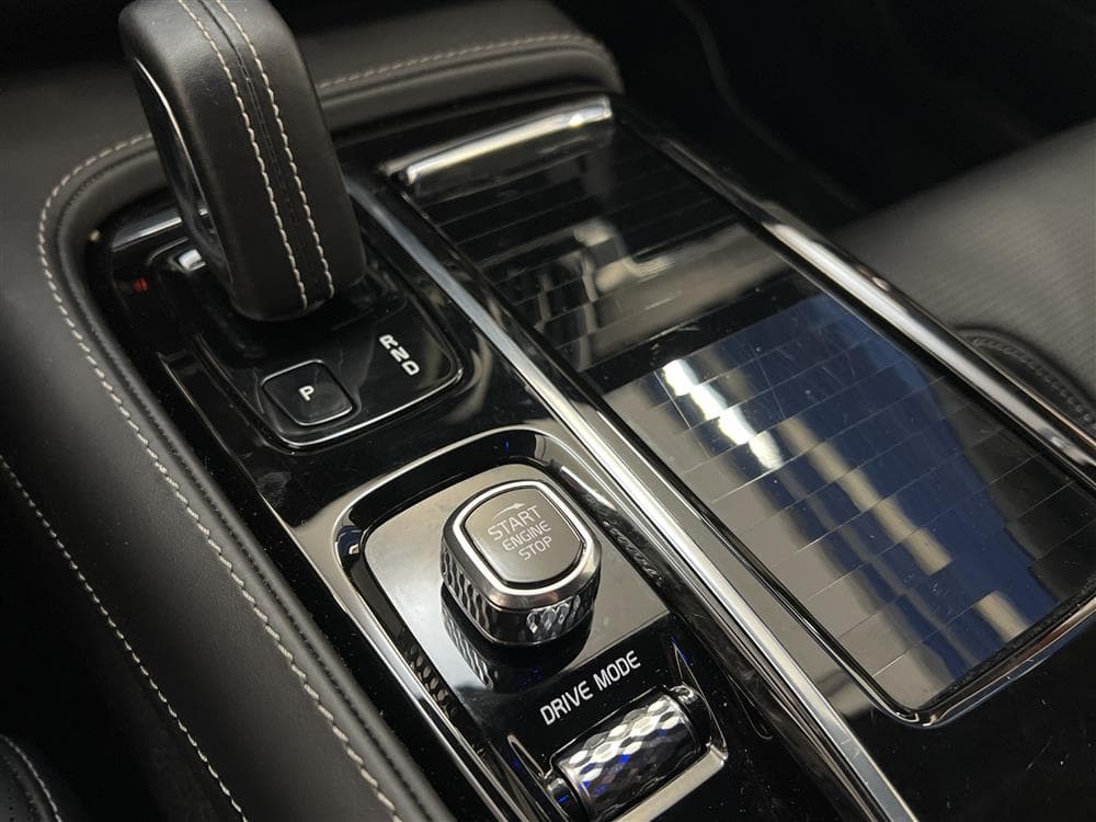 Volvo S90 T8 AWD TwEn 407hk R-Design B&O Head up Nyservadinteriör