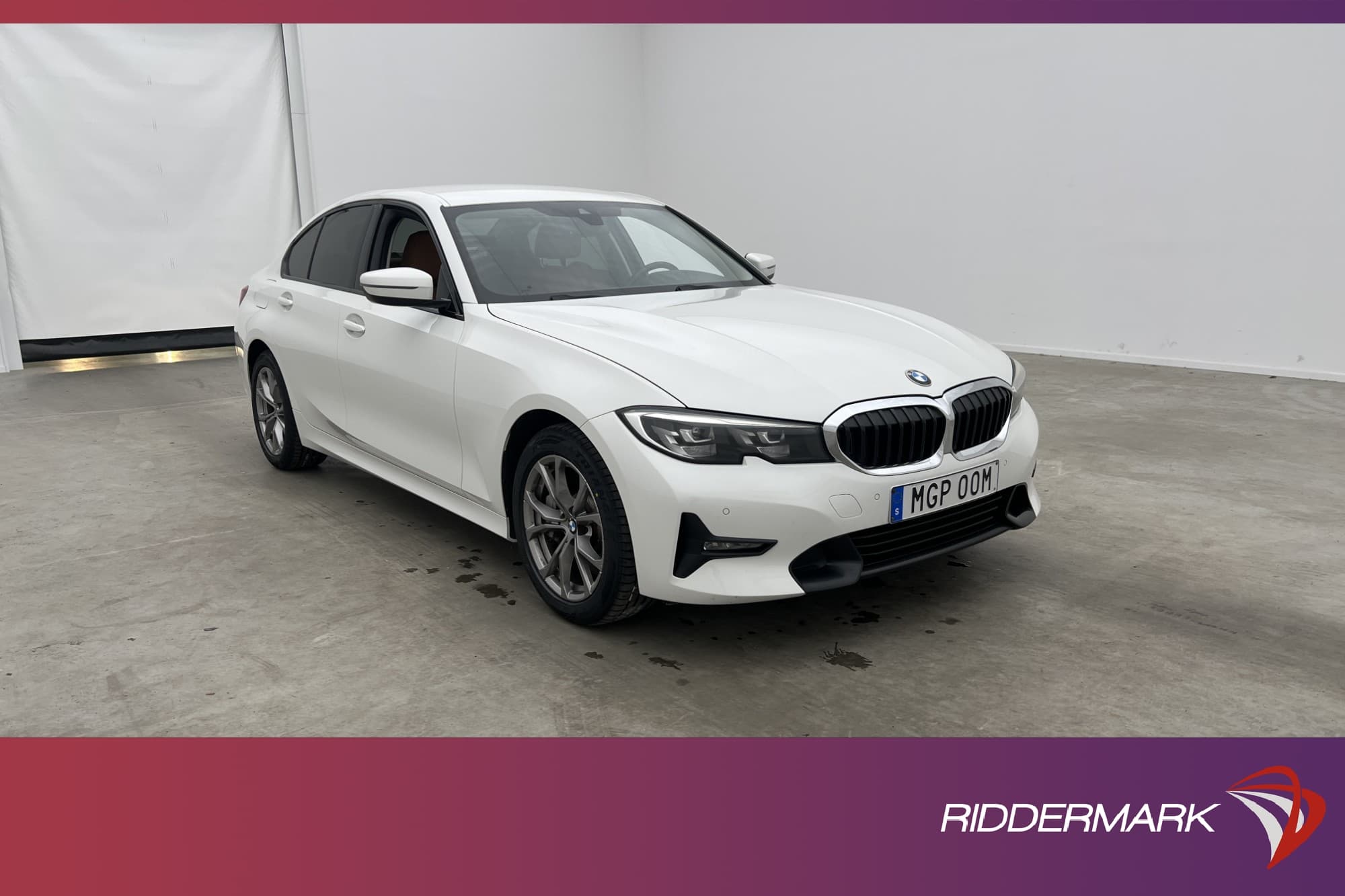 BMW 330 e Sedan 292hk