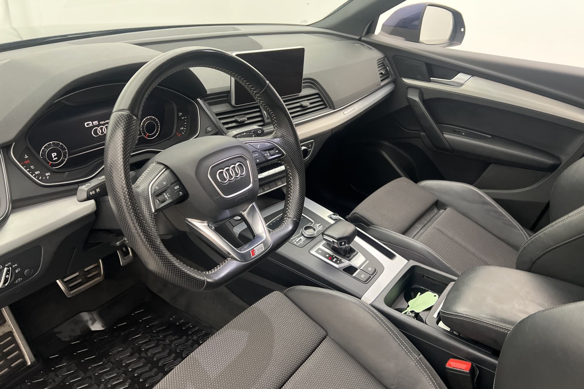 Audi Q5 TDI Q 190hk S-Line Cockpit DVärm Luft Drag 0,52L/mil