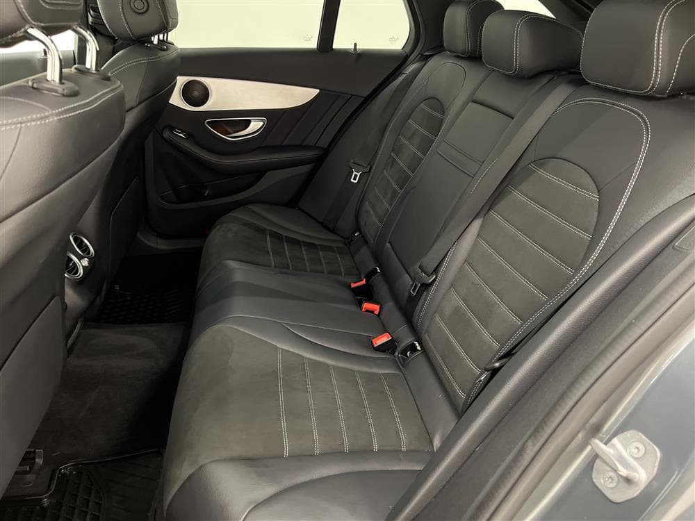 Mercedes-Benz C 220d 194hk AMG Pano Kamera Navi Drag