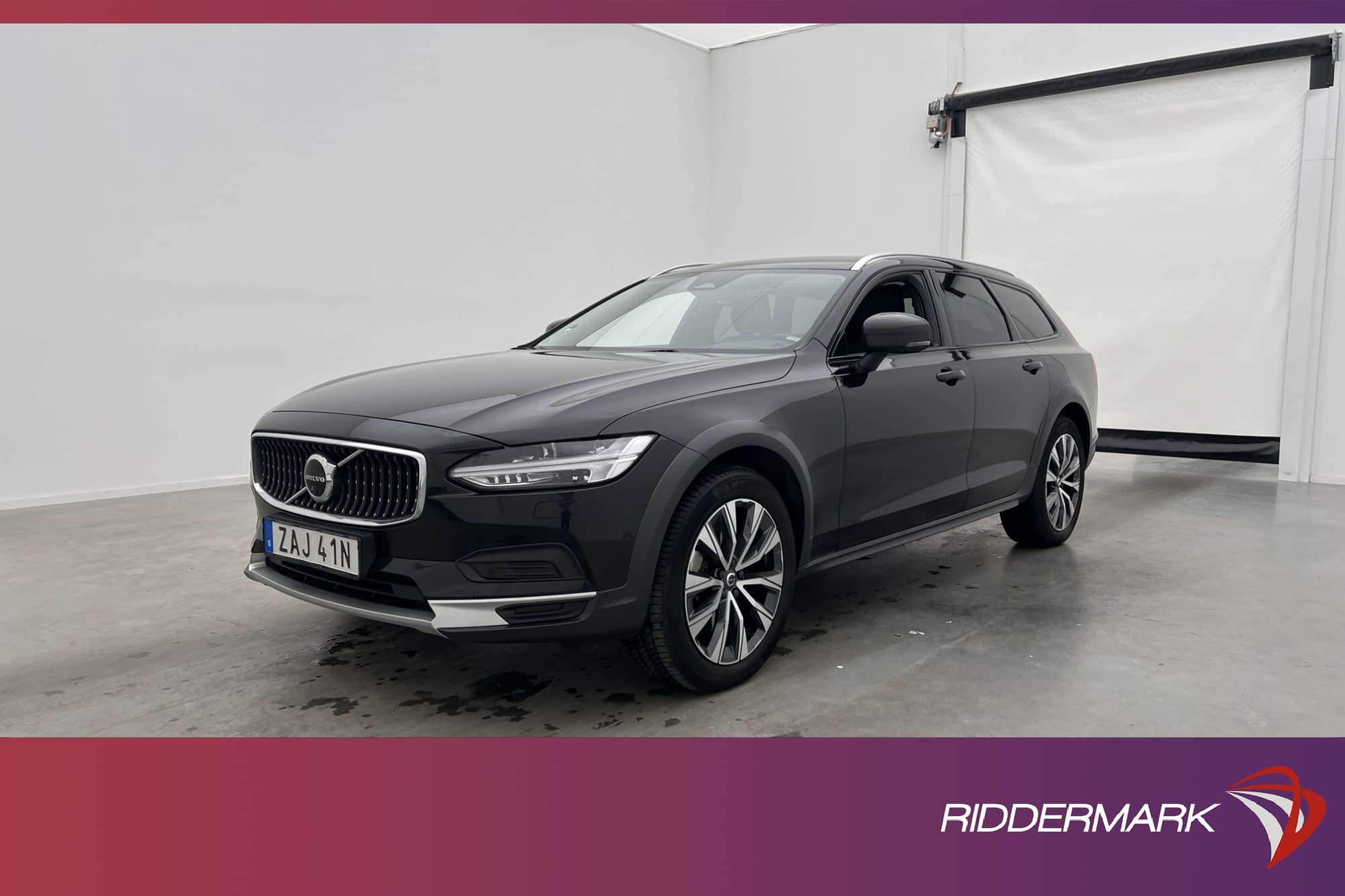 Volvo V90 Cross Country B4 AWD