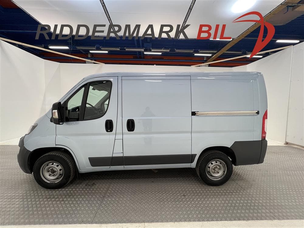 Peugeot Boxer Kylbil 2.2 HDI 130hk Värmare 3-sits Moms