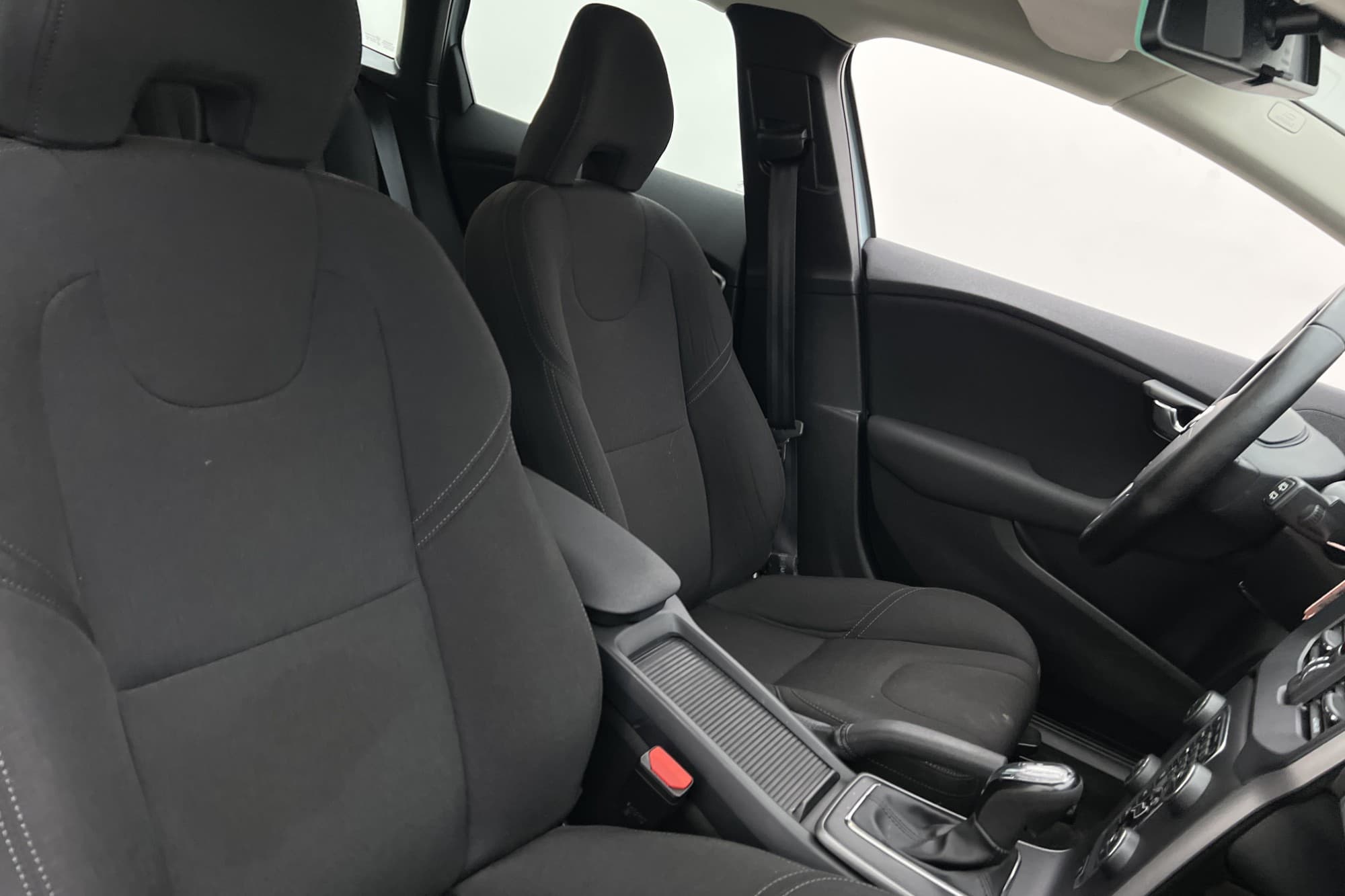 Volvo V40 Cross Country D2 120hk Kinetic VOC Värmare P-Sens