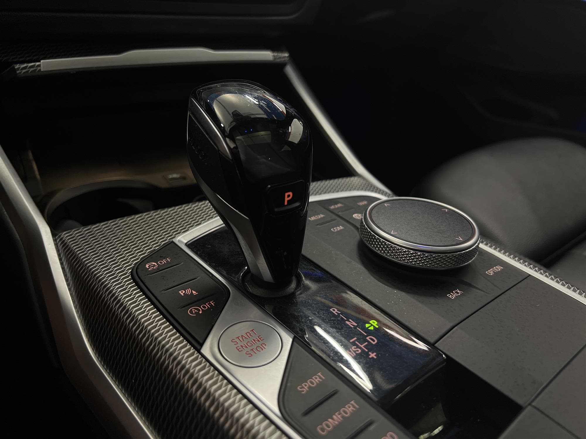 BMW 330i xDrive 258hk M Sport H/K Display Key Navi Drag Värm