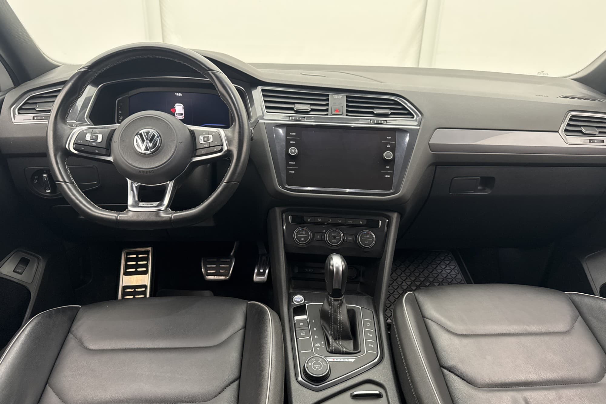 Volkswagen Tiguan Allspace 2.0 TDI R-Line Cockpit D-Värmare