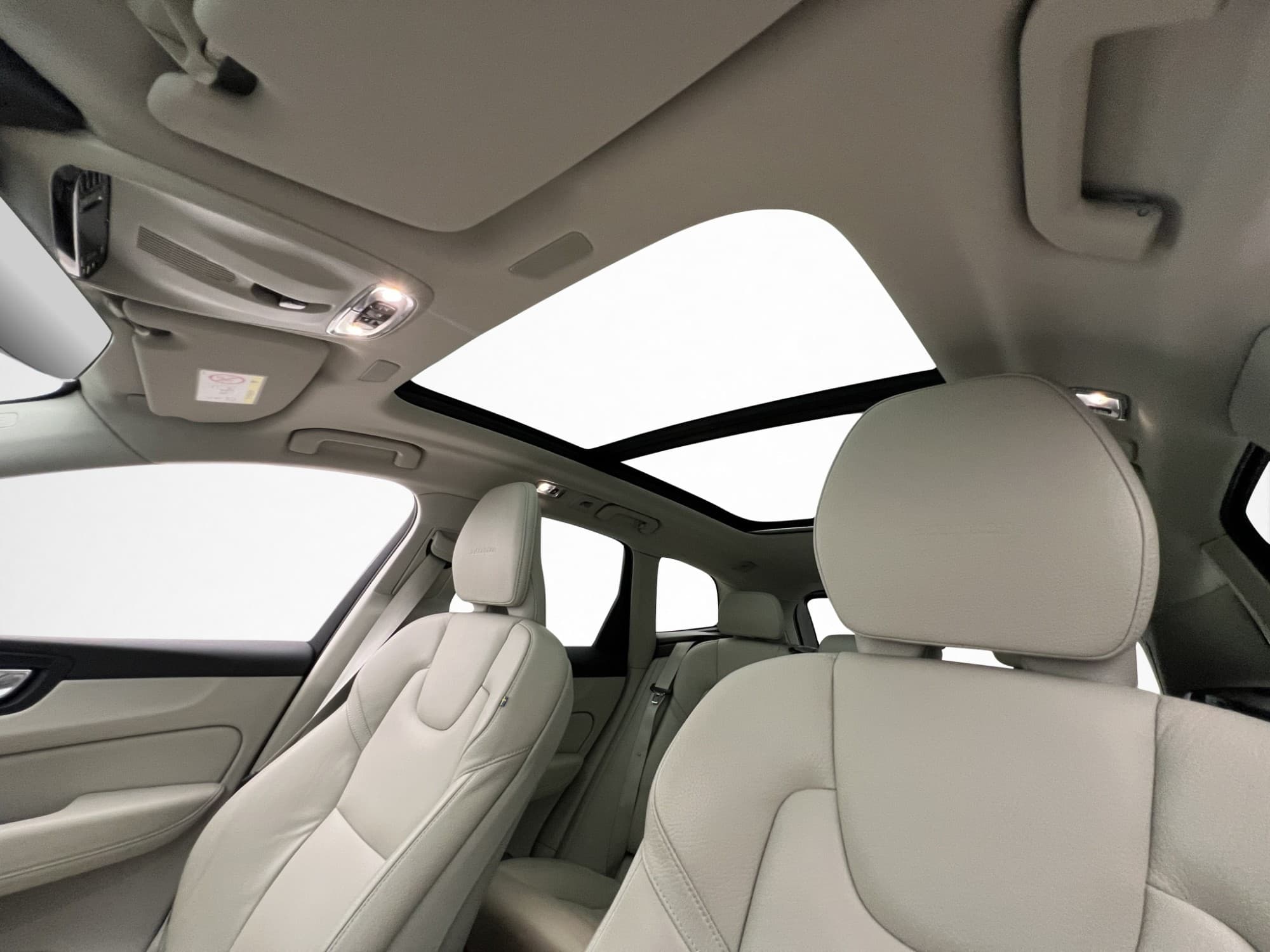 Volvo XC60 B4 AWD Inscription Drag Pano Skinn Värmare BLIS