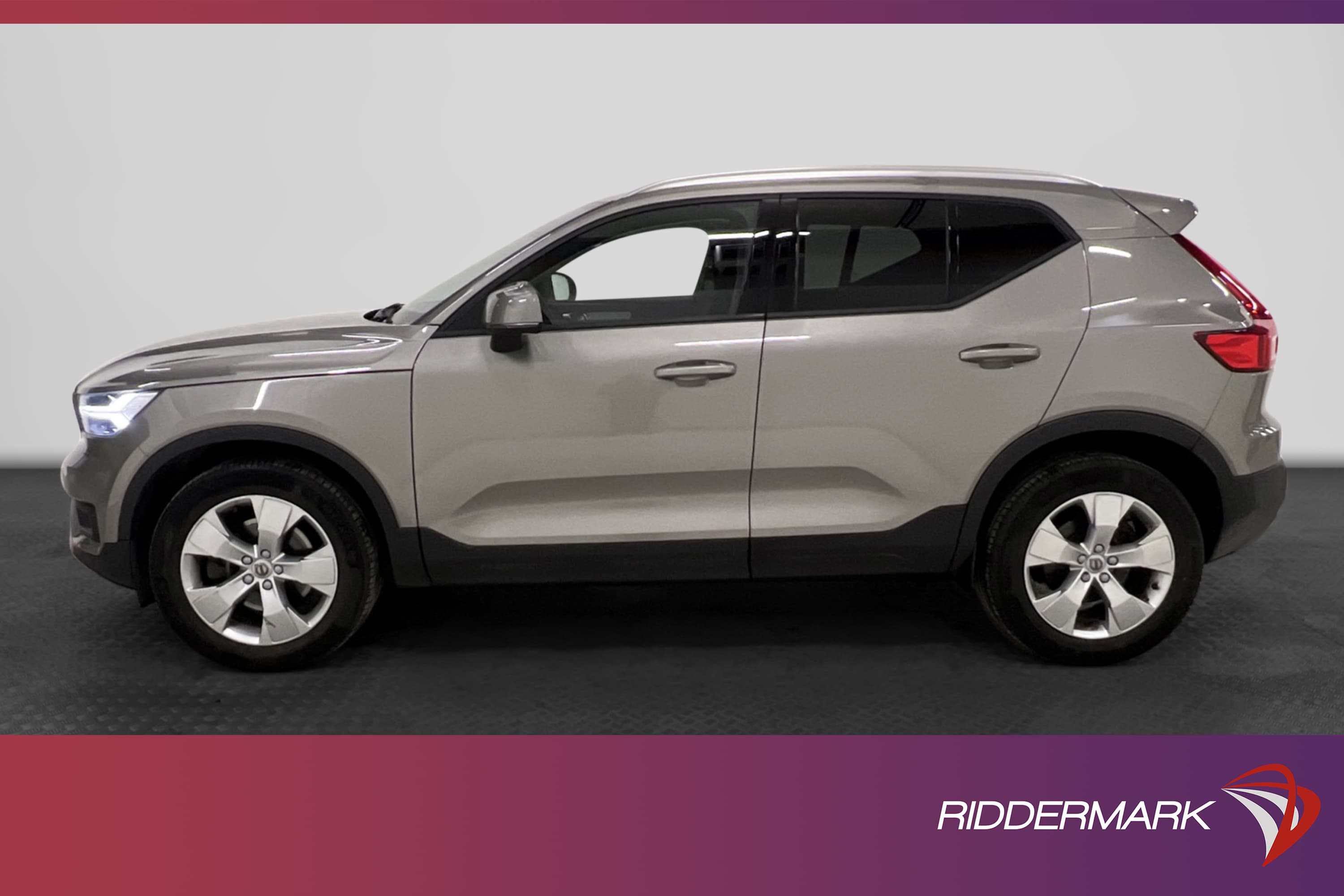 Volvo XC40 B4 AWD 197hk