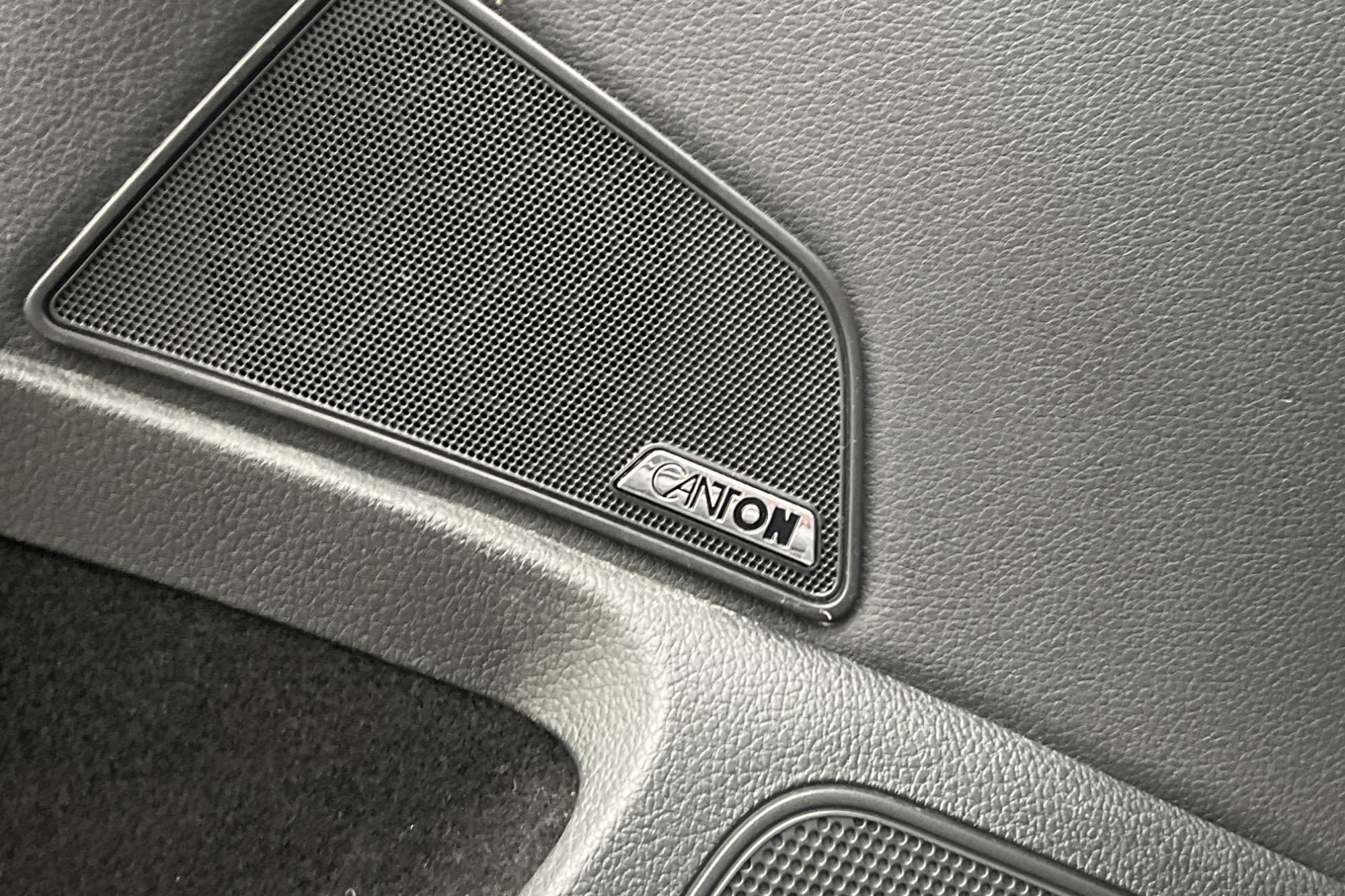 Skoda Superb TDI 4x4 190hk L&K Pano D-Värm Canton Skinn Drag