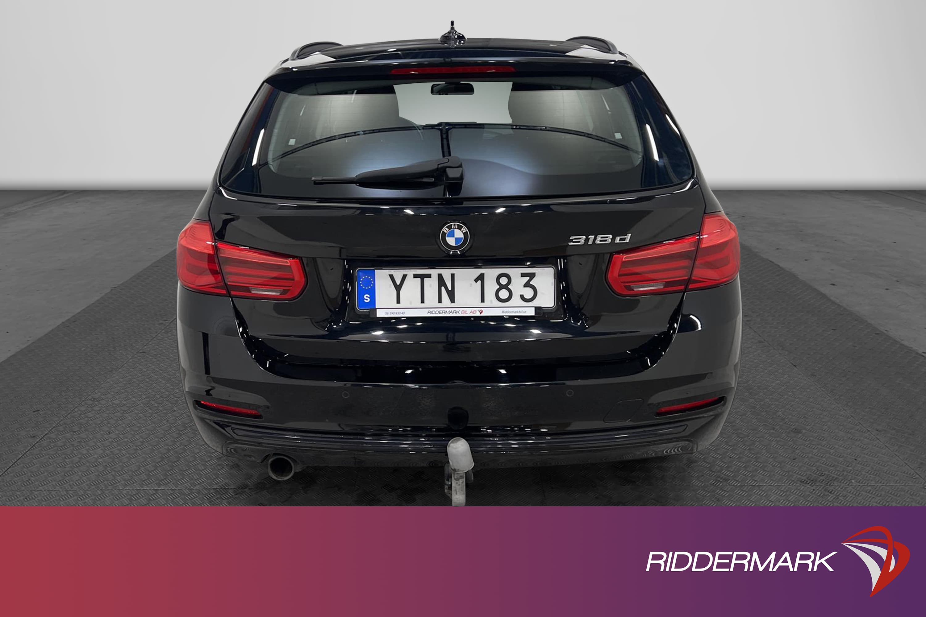 BMW 318d 150hk Sport line Cockpit Drag Navi Elstol Med Minne
