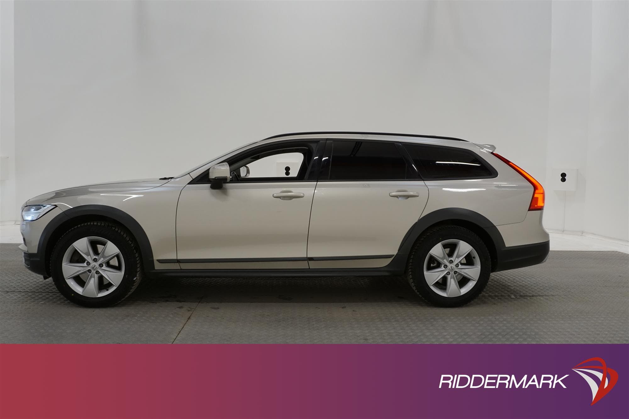 Volvo V90 Cross Country D4 190hk AWD