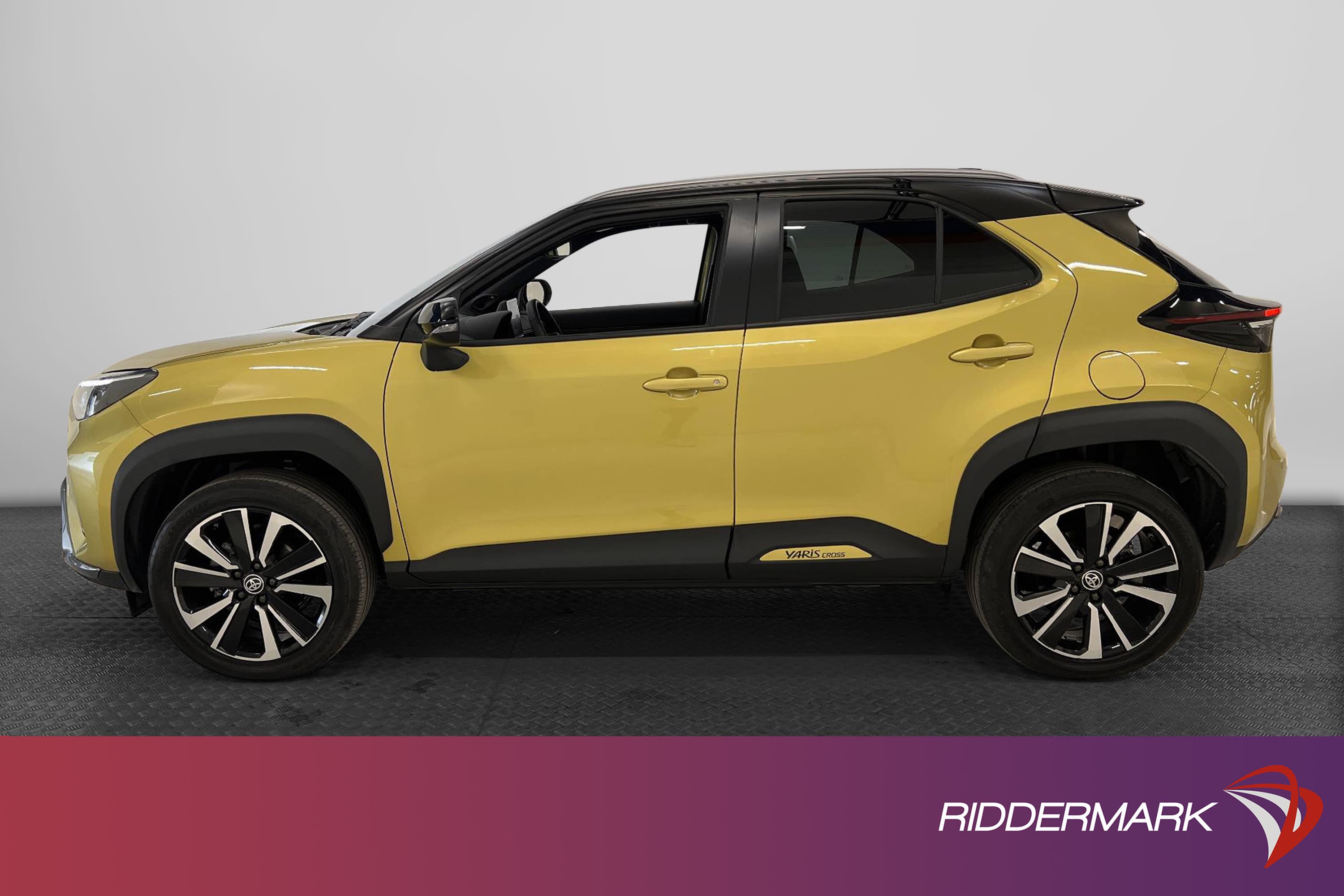 Toyota Yaris Cross Hybrid AWD 116hk