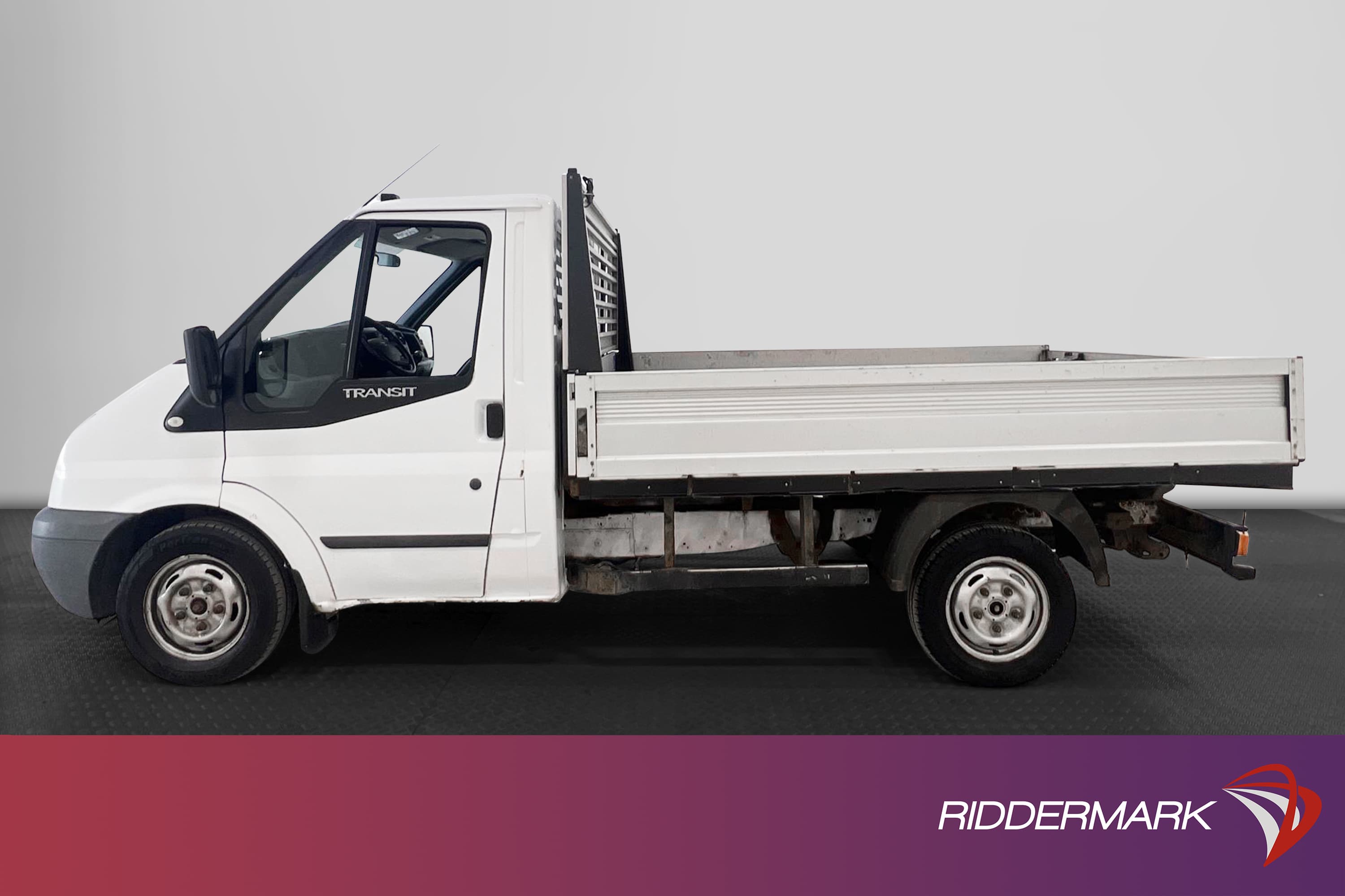 Ford Transit 2.2TDCi Flakbil Nyservad Dragkrok Värmare Moms