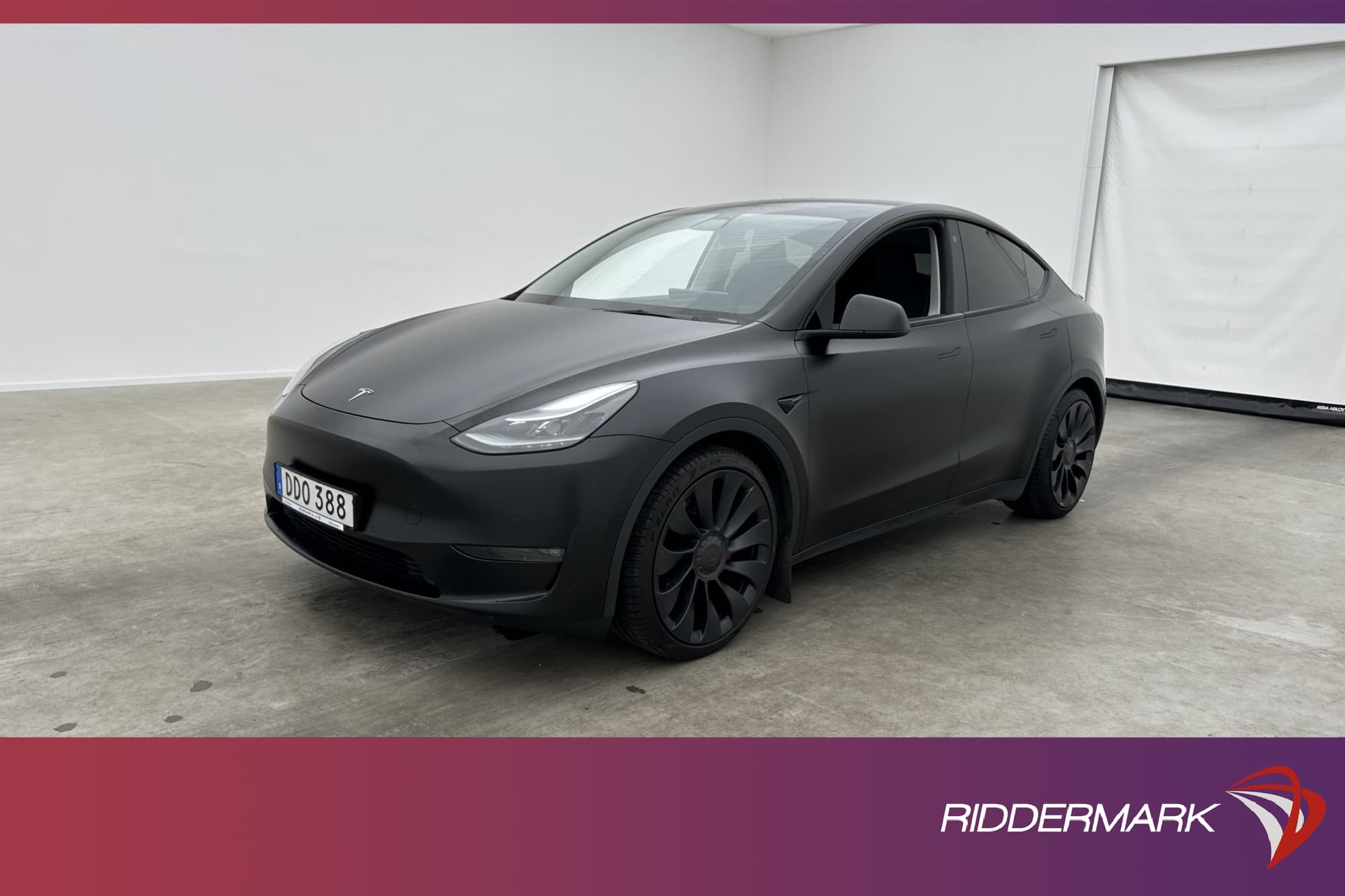 Tesla Model Y Performance AWD