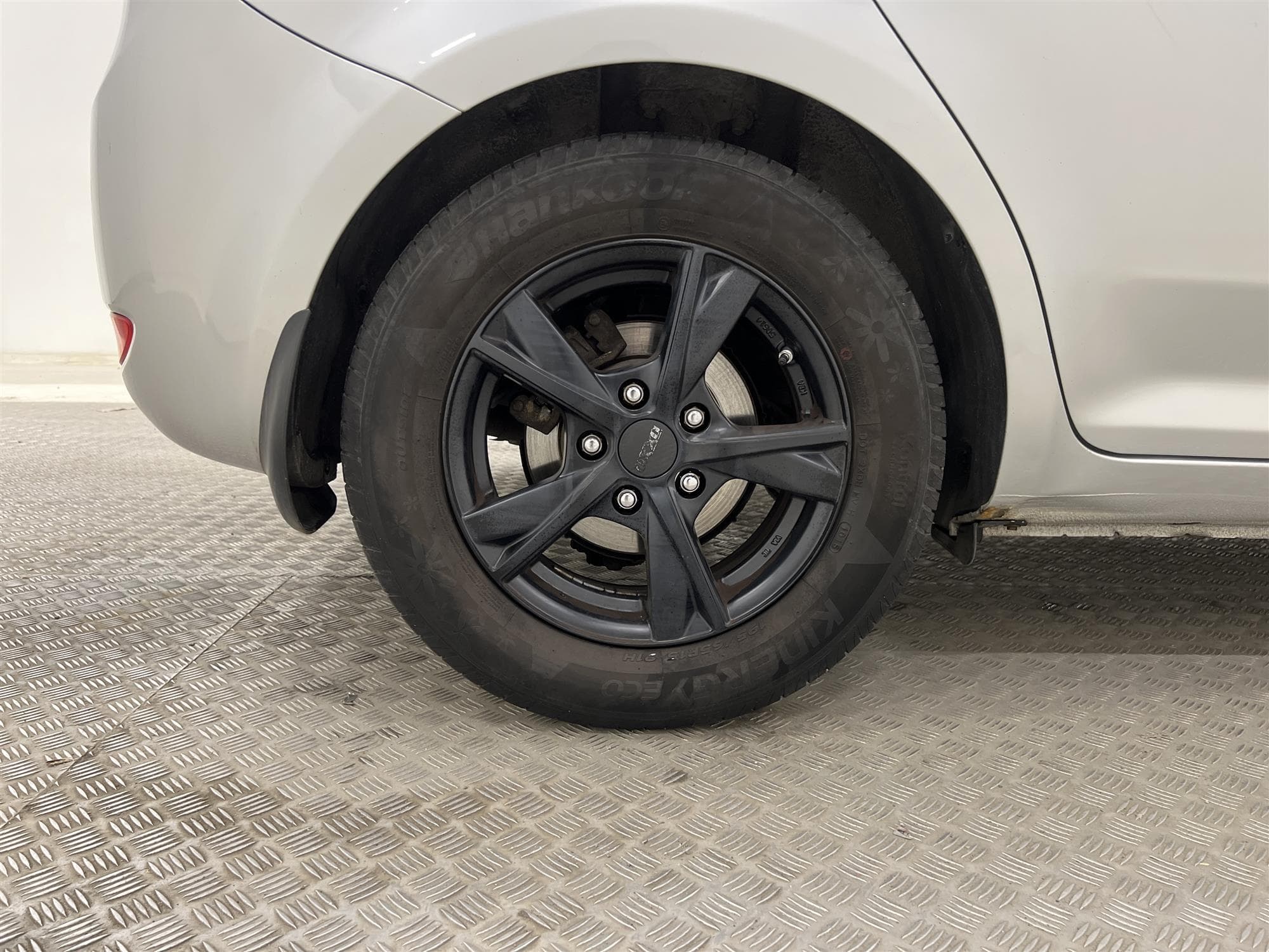 Kia Ceed 1.4 CVVT 90hk M-Värm Nyserv 822kr Skatt 0,49L/mil