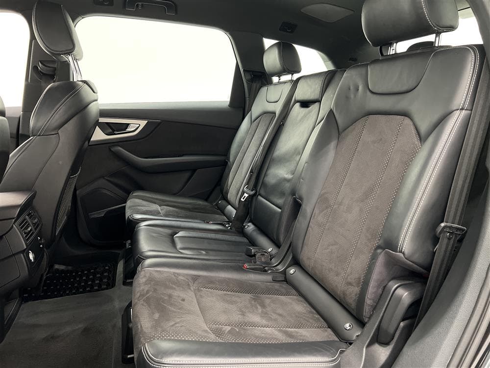 Audi Q7 3.0 TDI 272hk quattro S-Line Cockpit 7-sits GPS BOSEinteriör