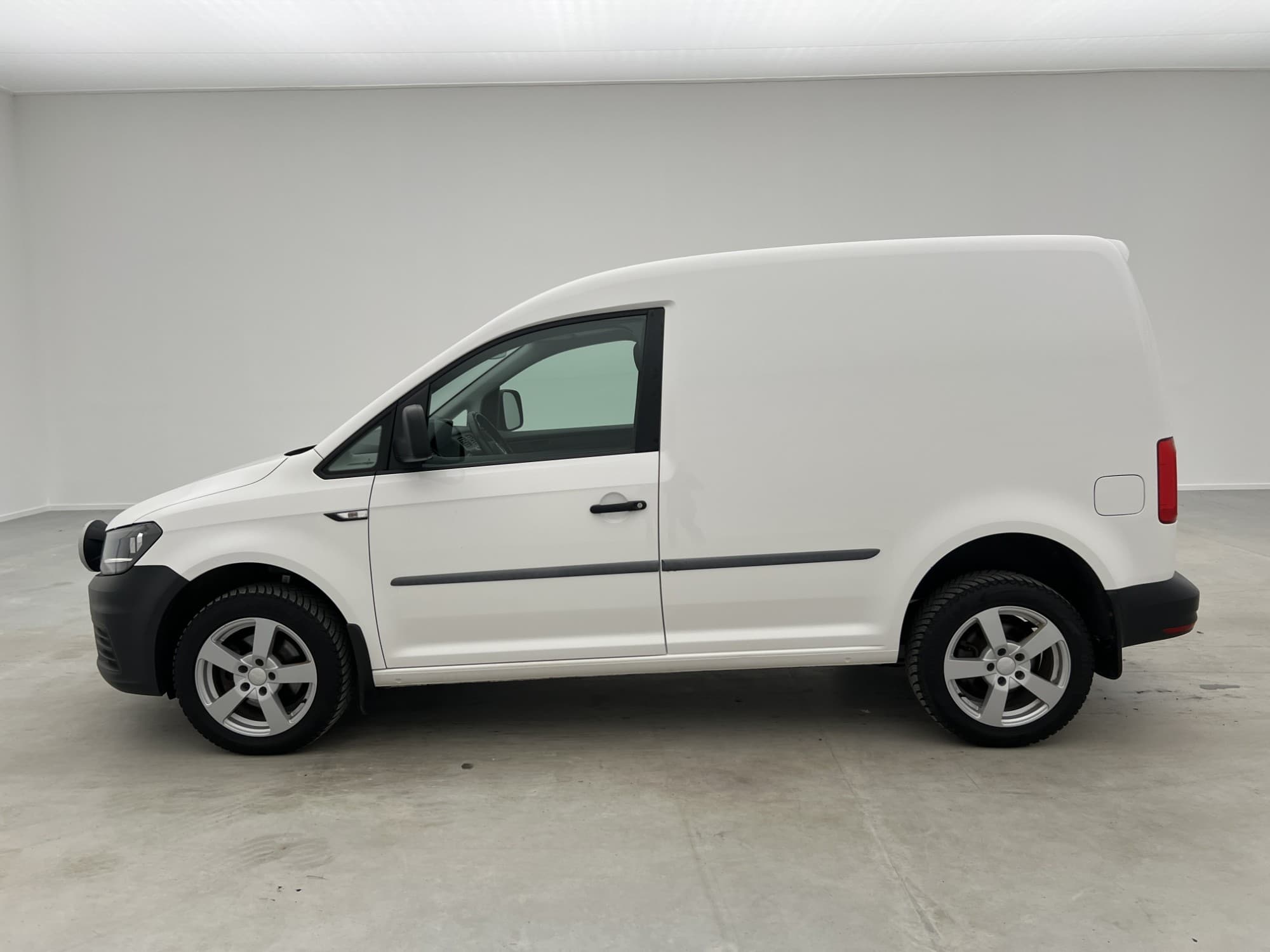 Volkswagen Caddy 2.0TDI Automat 4Motion Drag Värmare MOMS 