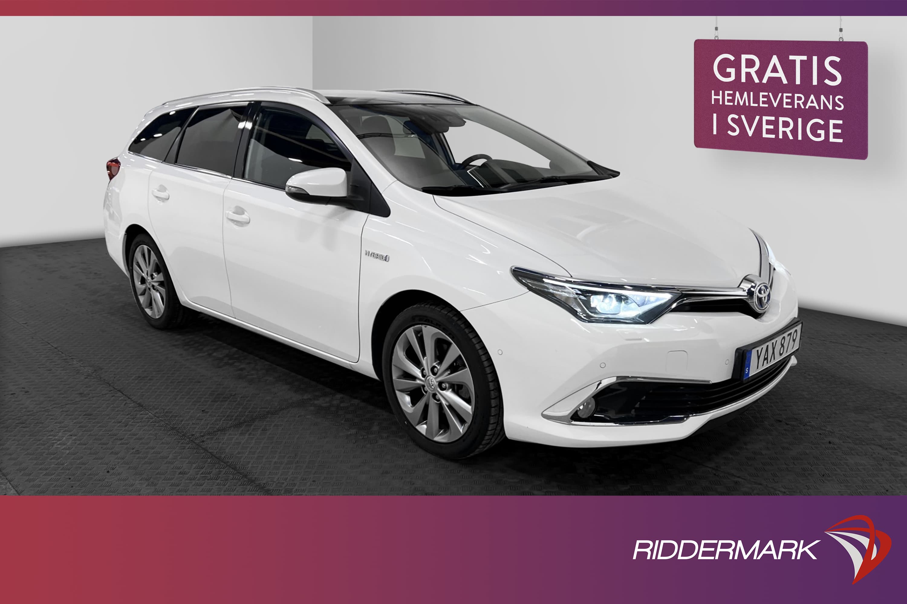 Toyota Auris Touring Sports Hybrid 136hk