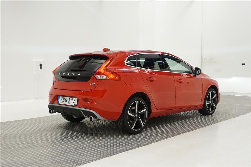 Volvo V40 D2 120hk R-Design D-Värm VOC 1 Brukare 0,36l/milexteriör