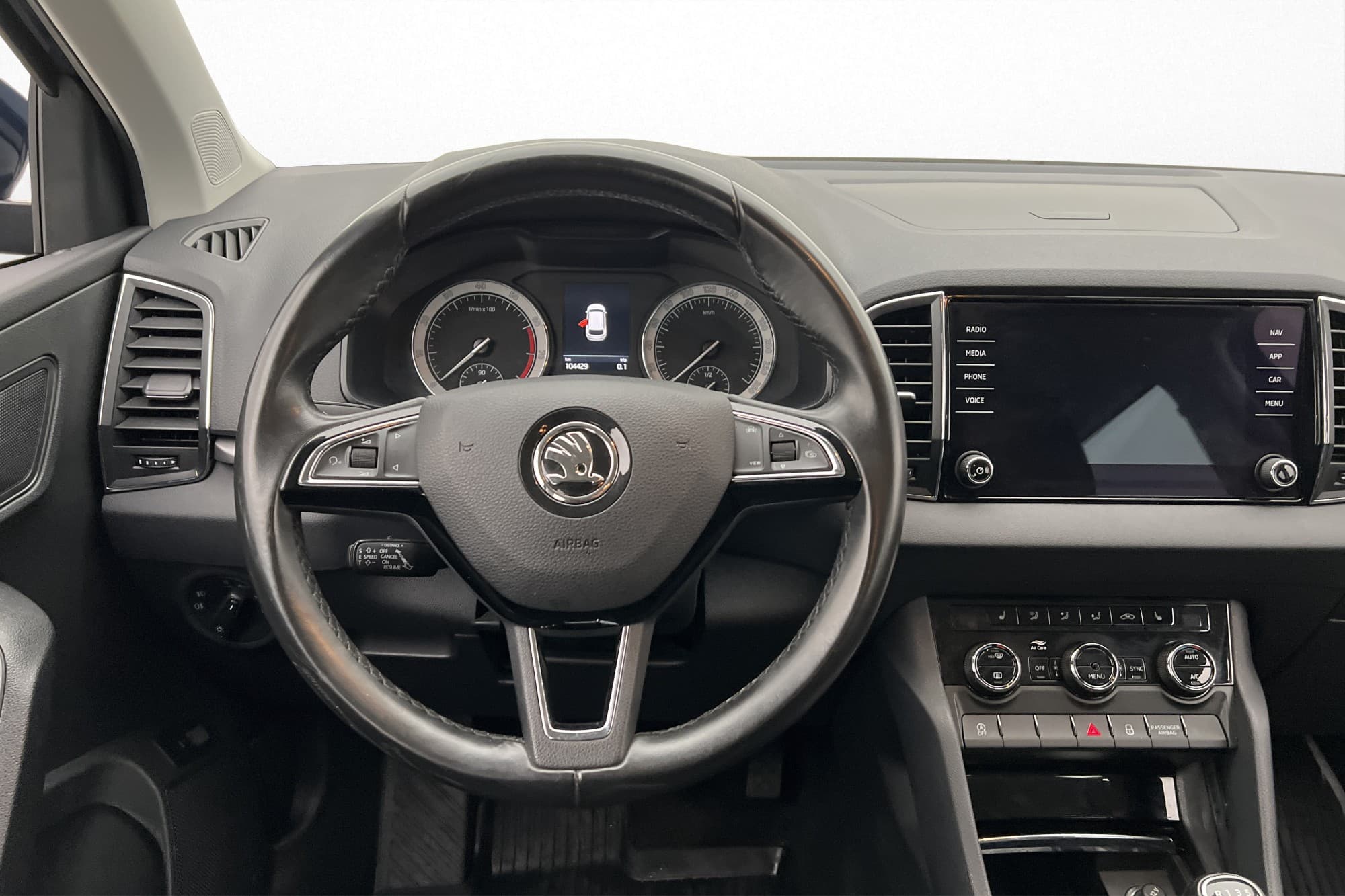 Škoda Karoq 1.0 TSI Ambition Kamera Sensorer Navi CarPlay