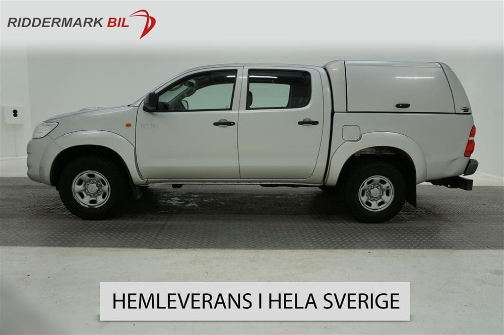 Toyota Hilux 2.5 D-4D 4WD 144hk M-värm Kåpa Moms