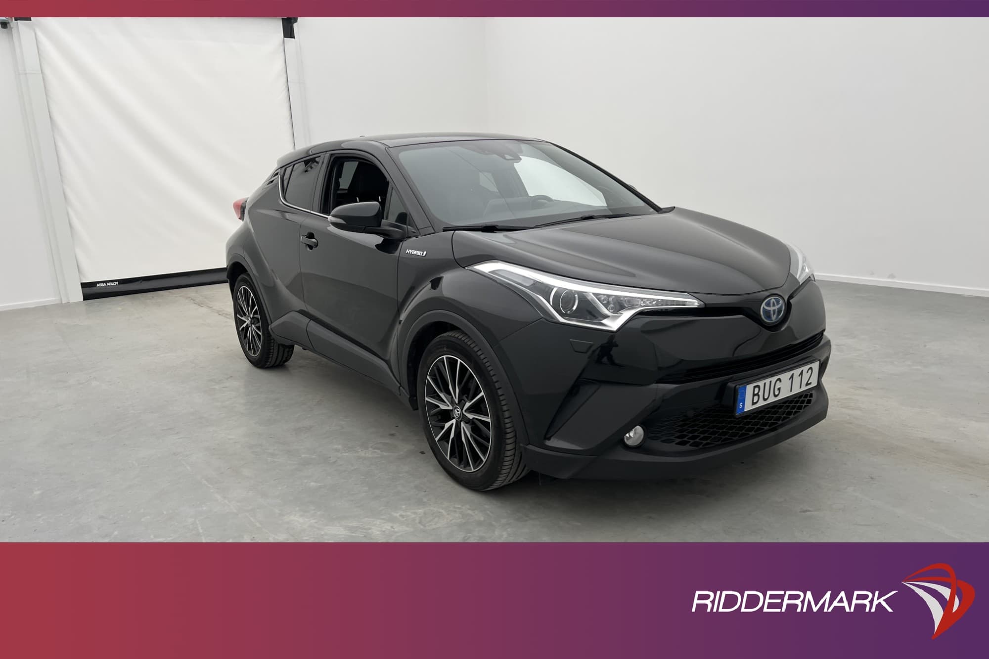 Toyota C-HR Hybrid 122hk