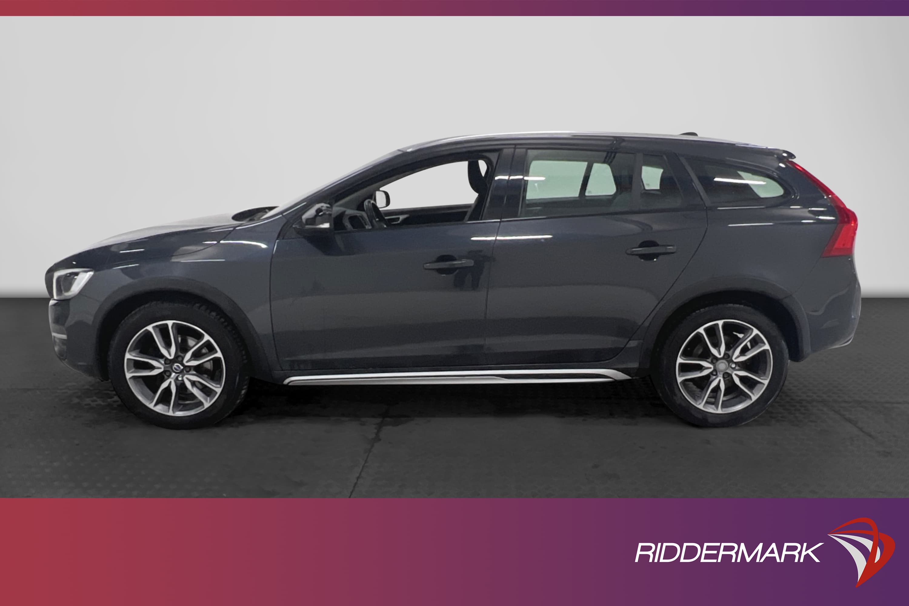 Volvo V60 Cross Country D4 AWD Classic Summum