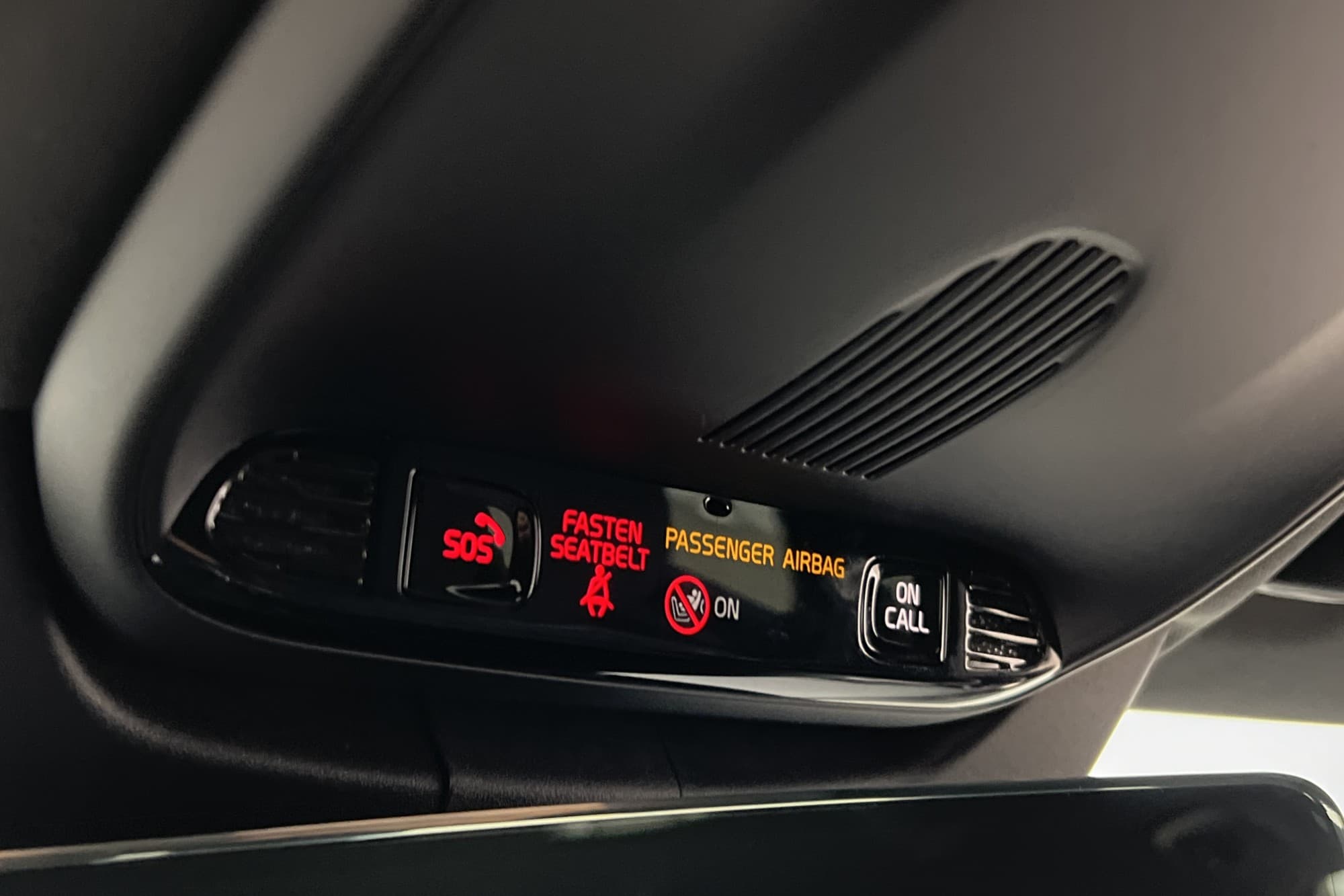 Volvo V90 T4 190hk Advanced Edt VOC Värmare CarPlay Sensorer