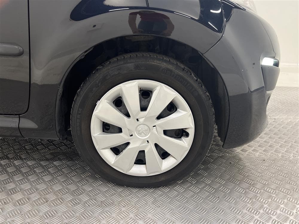 Peugeot 107 5dr 1.0 68hk 2 brukare 0.43l/milinteriör