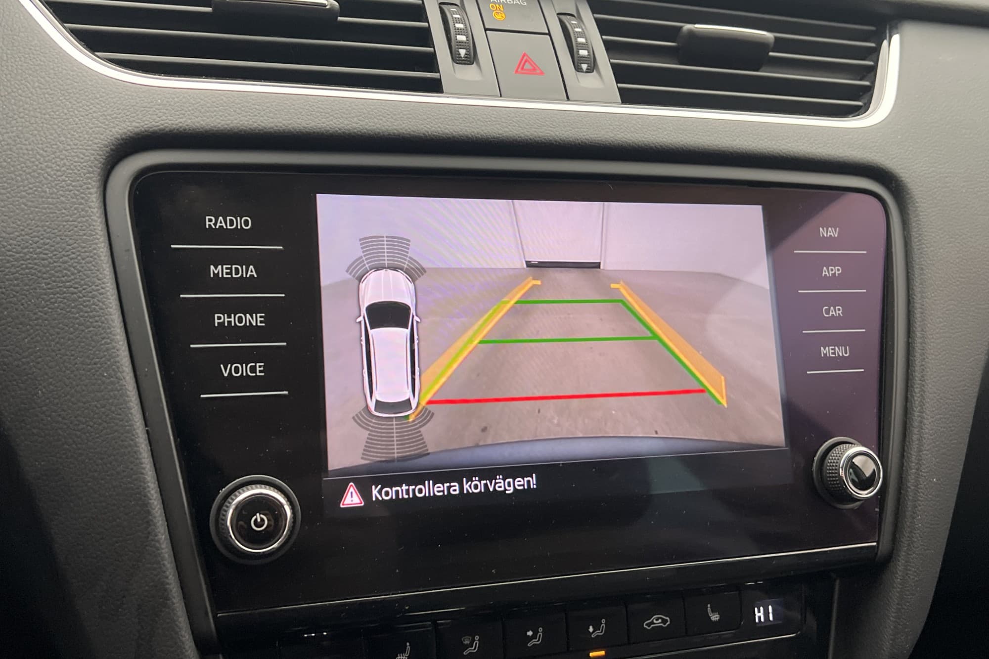 Skoda Octavia Kombi 150hk Premium Värm Canton Kamera Navi