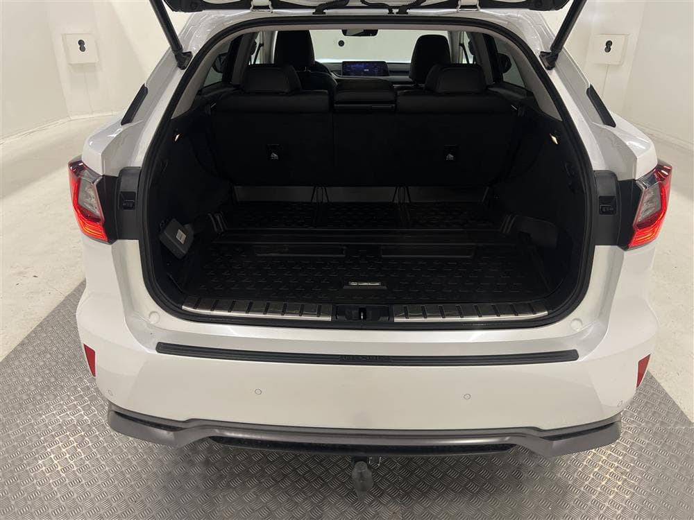 Lexus RX 450h AWD 313hk AWD Navi B-kam Drag LÅGSKATTinteriör