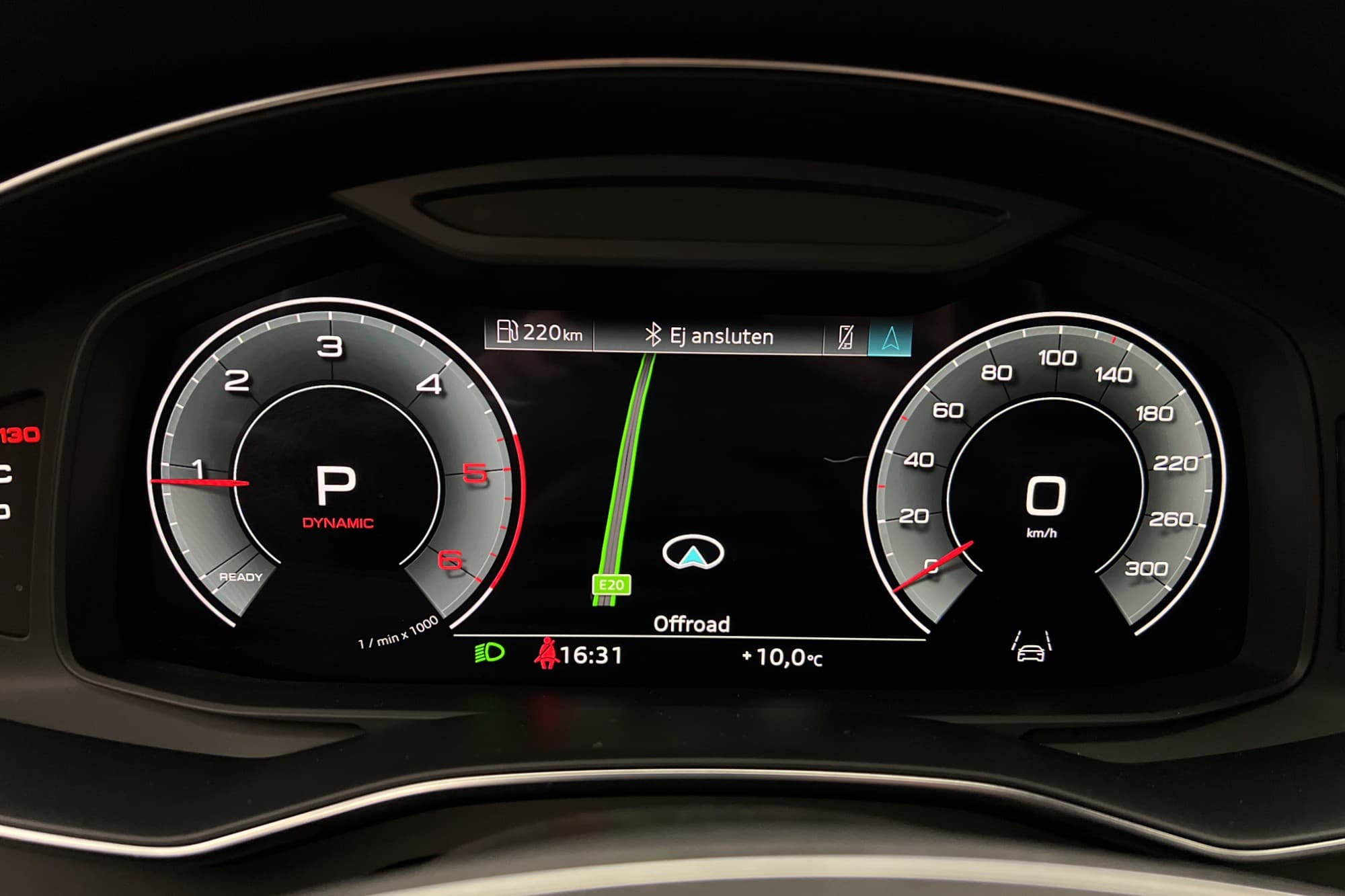 Audi A6 Avant 40 TDI Quattro Proline Värmare Drag Kamera