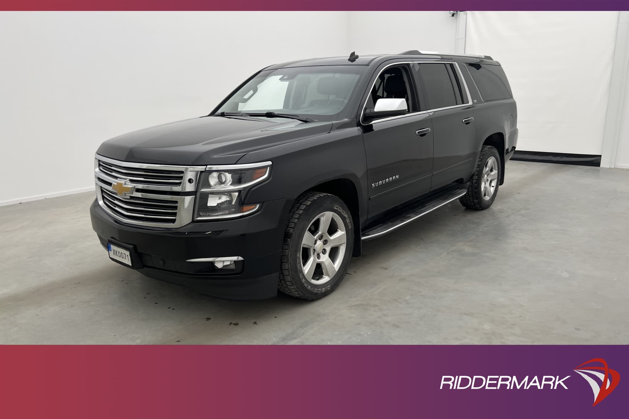 Chevrolet Suburban V8 4WD Hydra