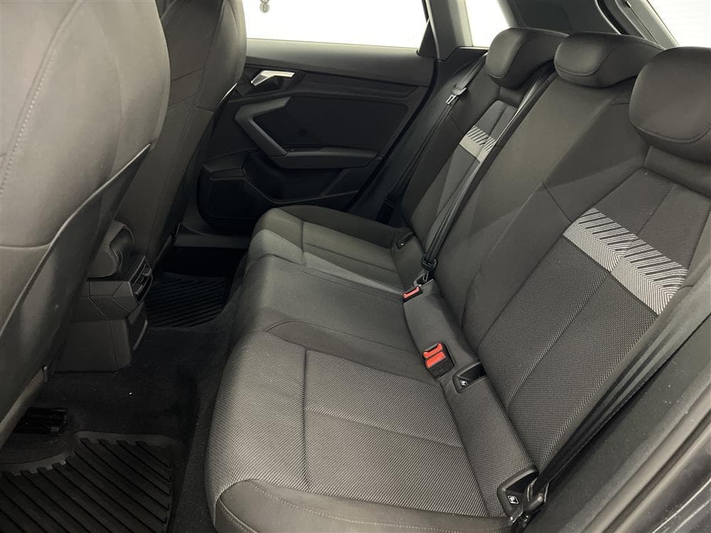 Audi A3 Sportback 35 TFSI 150hk Cockpit Drag 0,48l/milinteriör