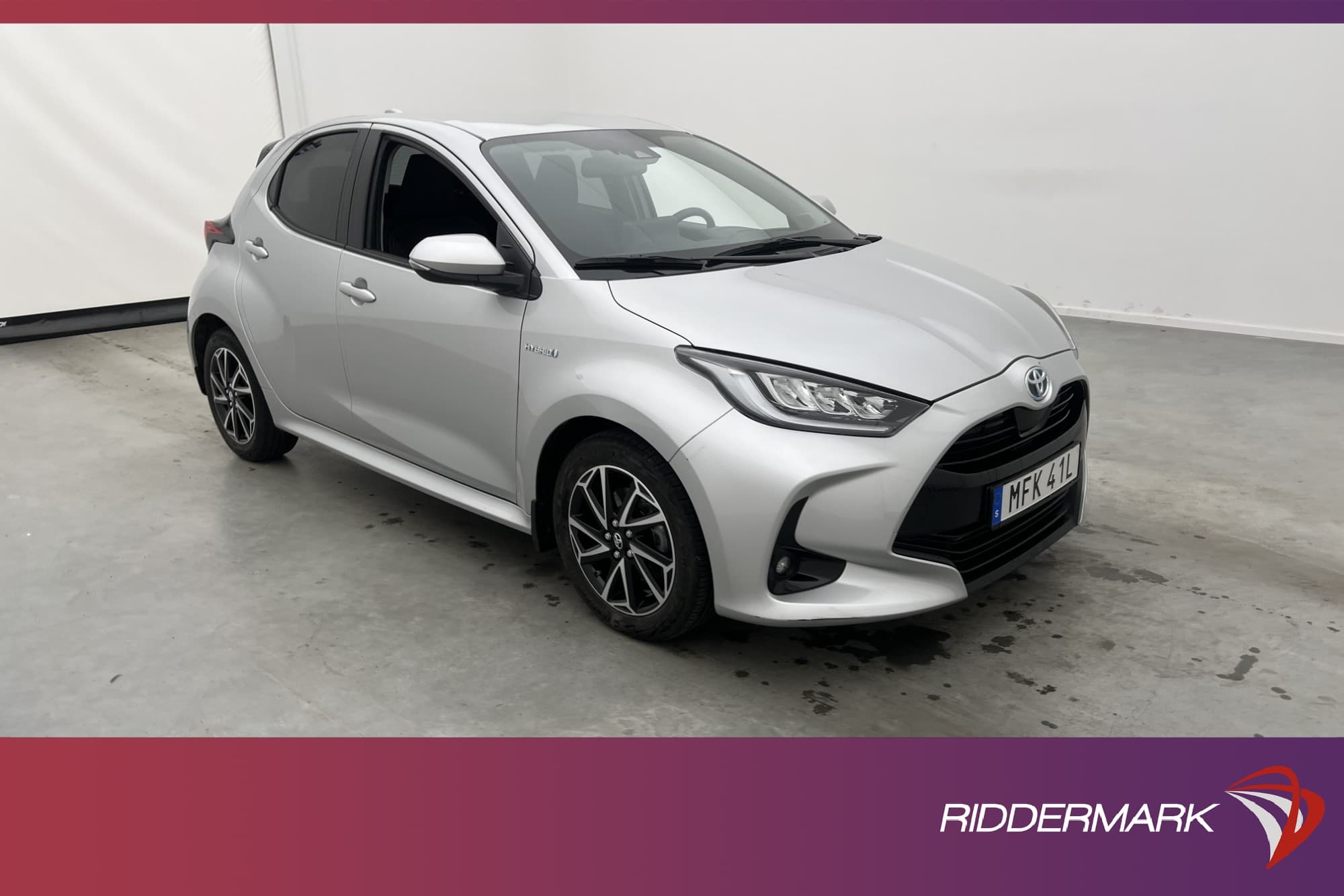 Toyota Yaris Hybrid CVT 116hk