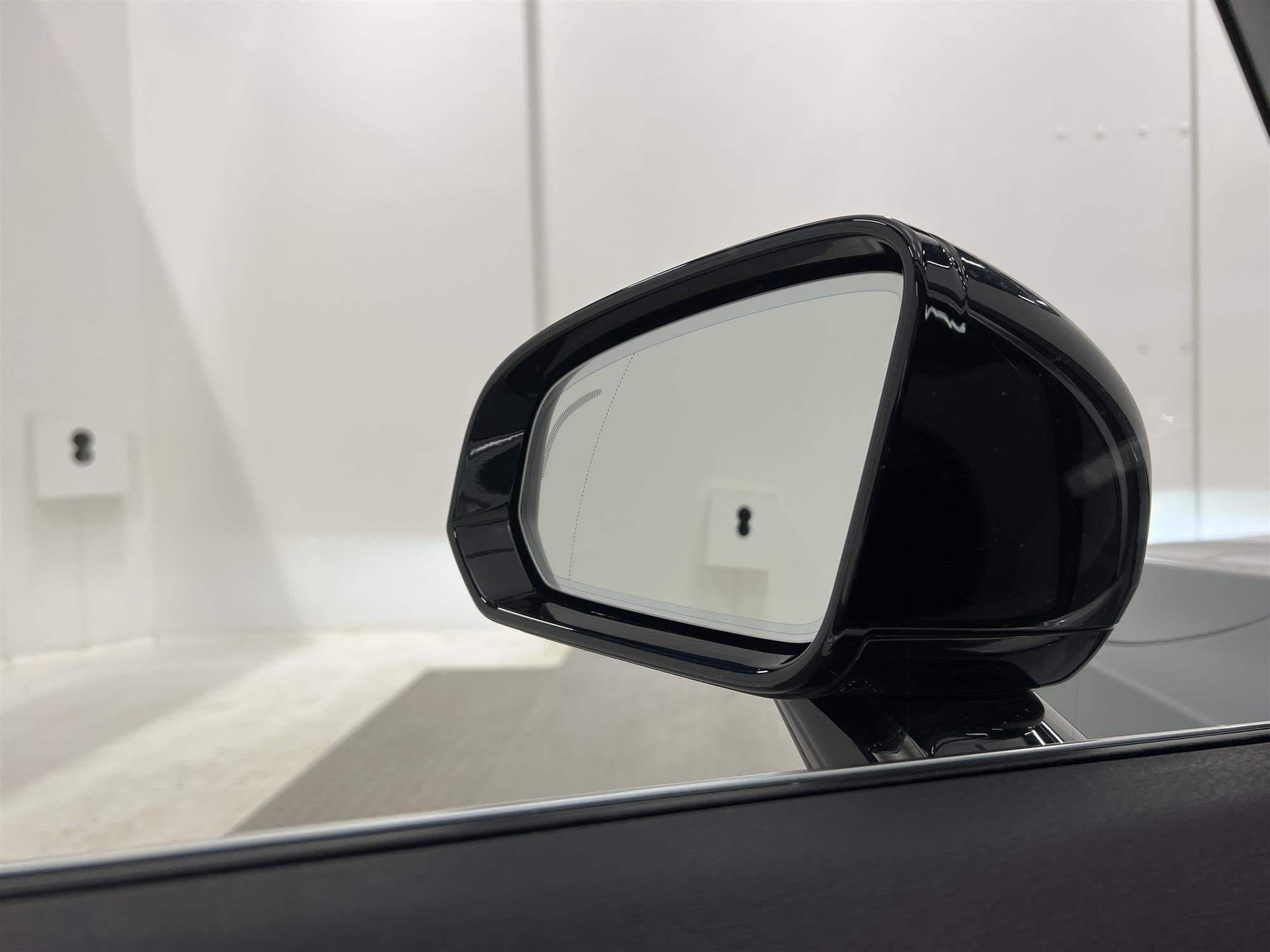 Volvo V90 T5 250hk R Design VOC B-Värm Navi BLIS Drag