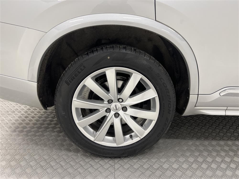 Volvo XC90 D5  AWD Inscription VOC Värmare Kamera Drag Naviinteriör