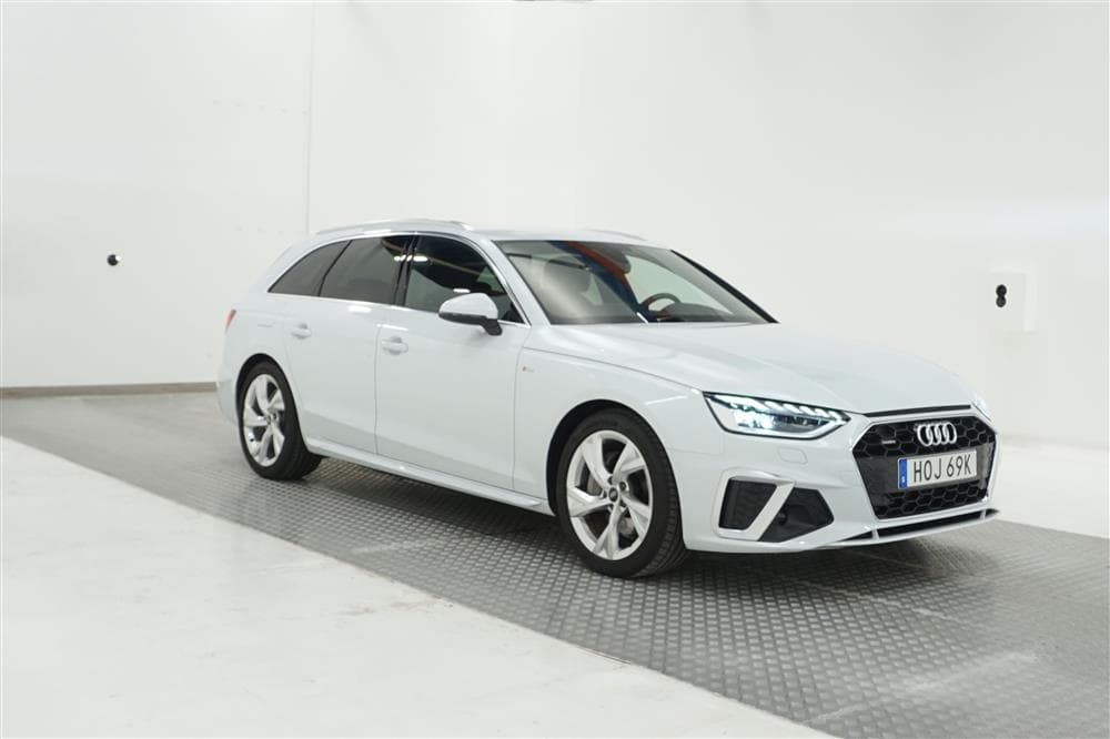 Audi A4 40 TFSI Quattro 204hk