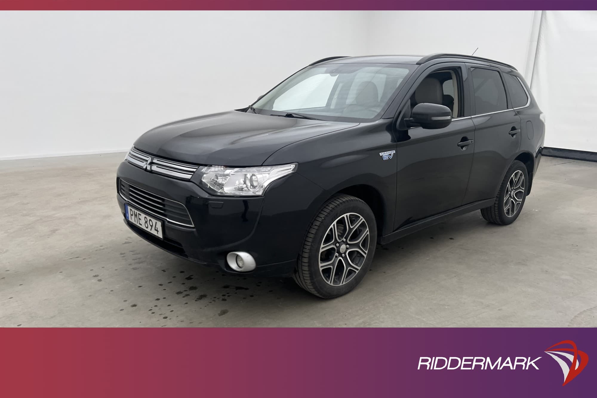 Mitsubishi Outlander PHEV 4WD