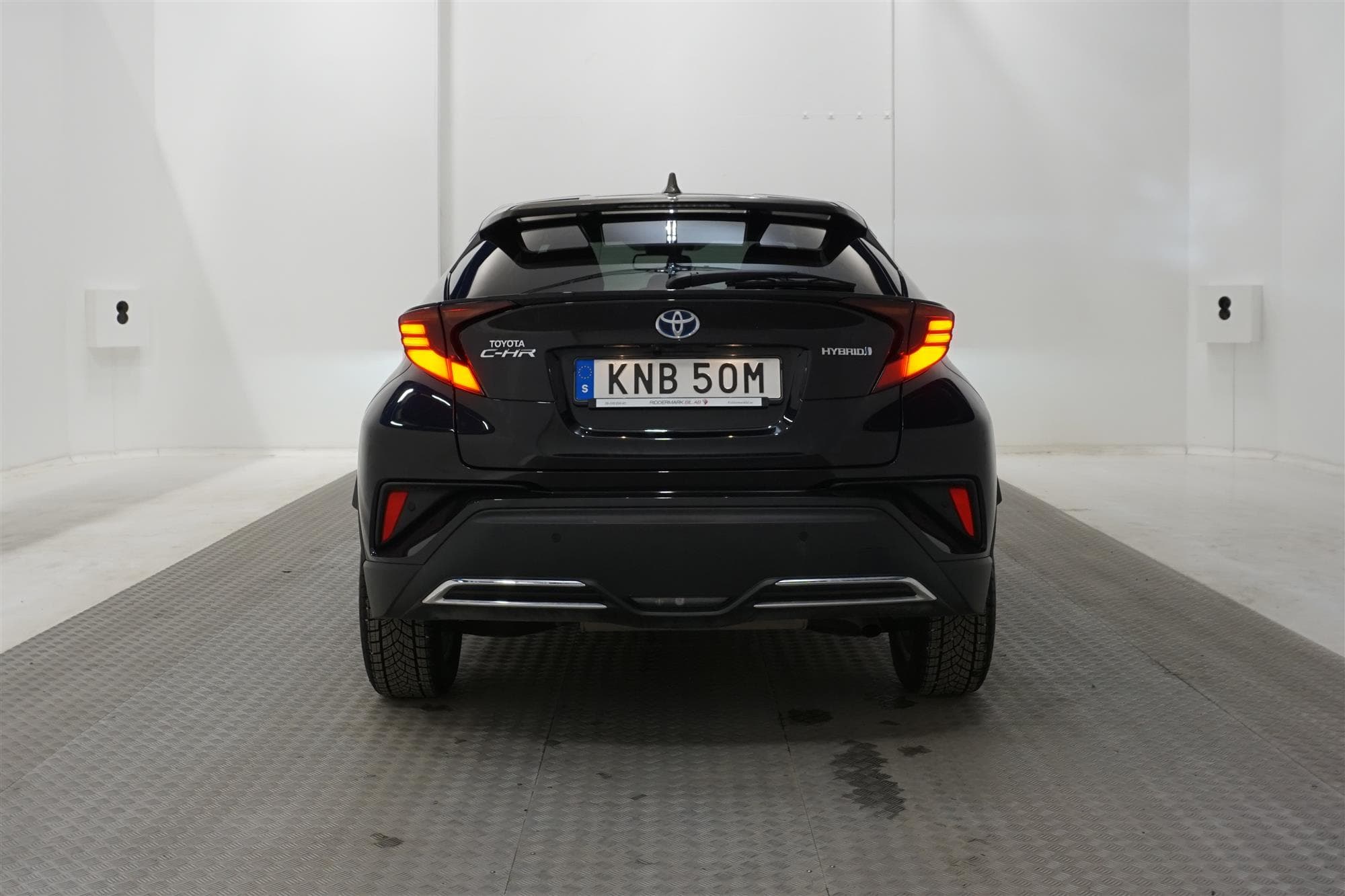 Toyota C-HR Hybrid CVT 184hk Executive JBL Navi Skinn B-Kam