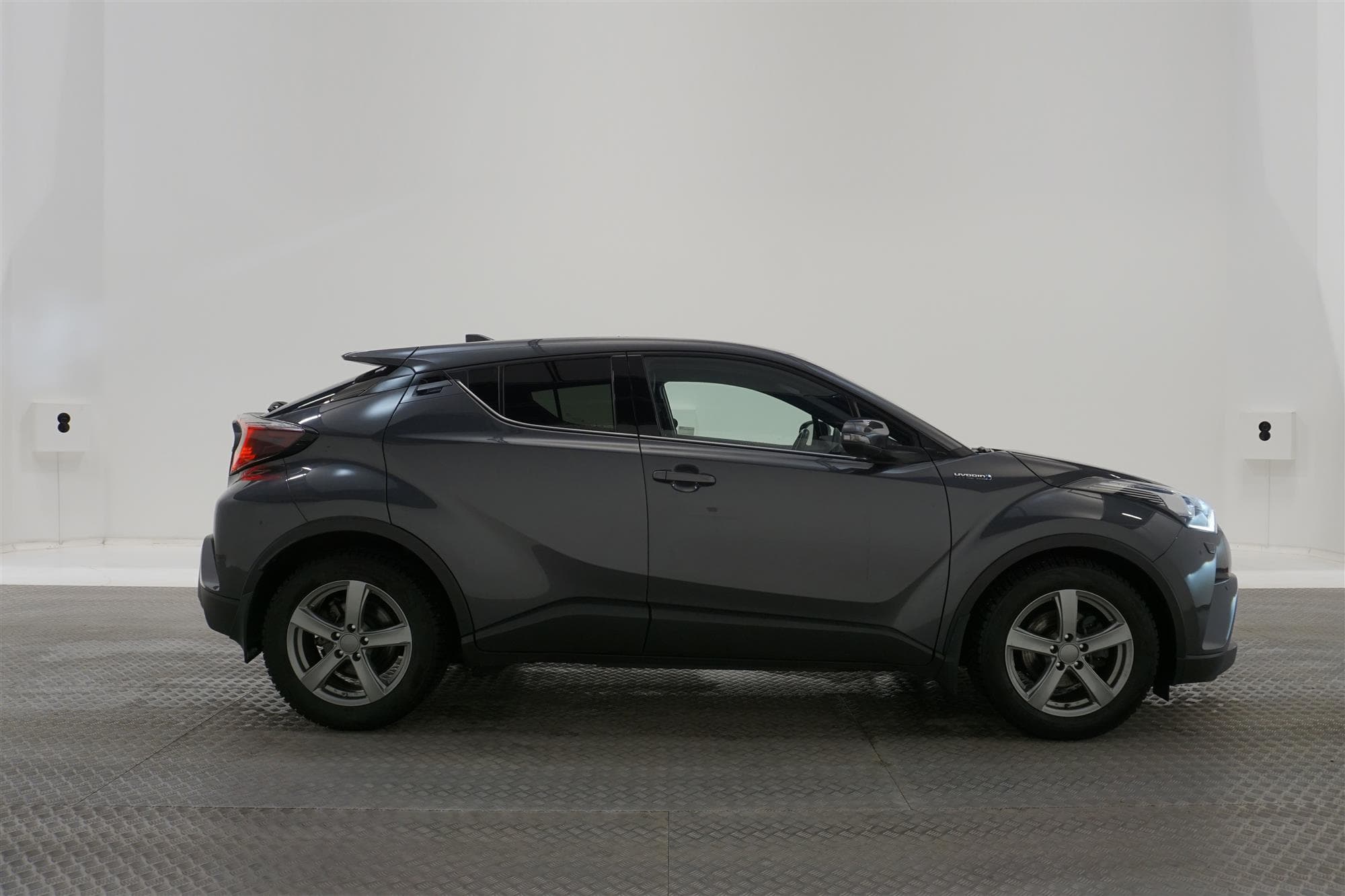 Toyota C-HR Hybrid CVT 122hk Executive JBL Skinn B-Kamera