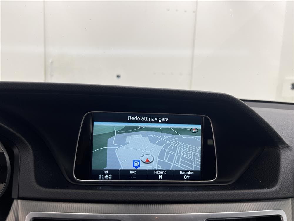 Mercedes-Benz E 220 4MATIC 170hk AMG H/K Kamera Navi Drag