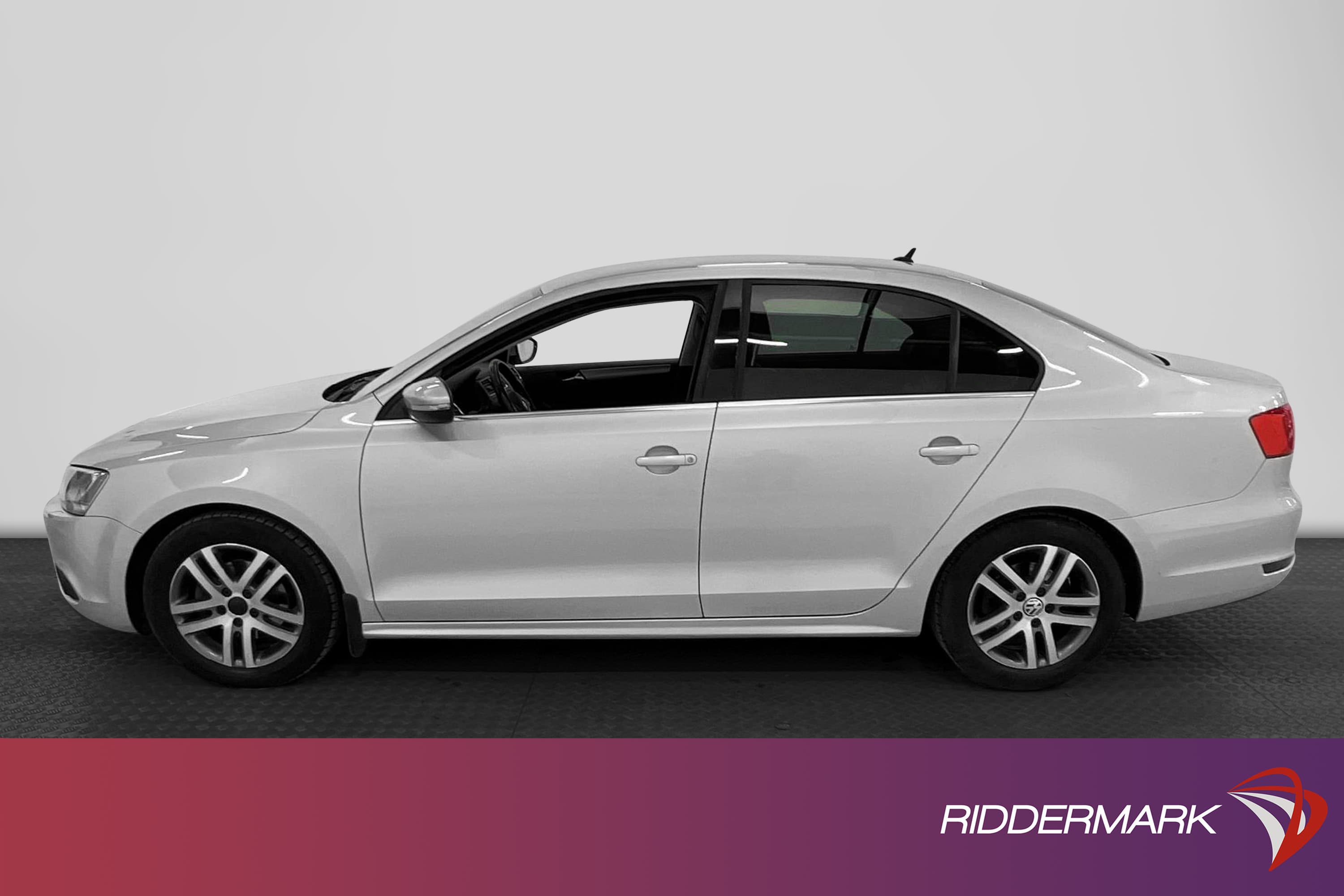 Volkswagen Jetta 2.0 TDI DSG 140hk