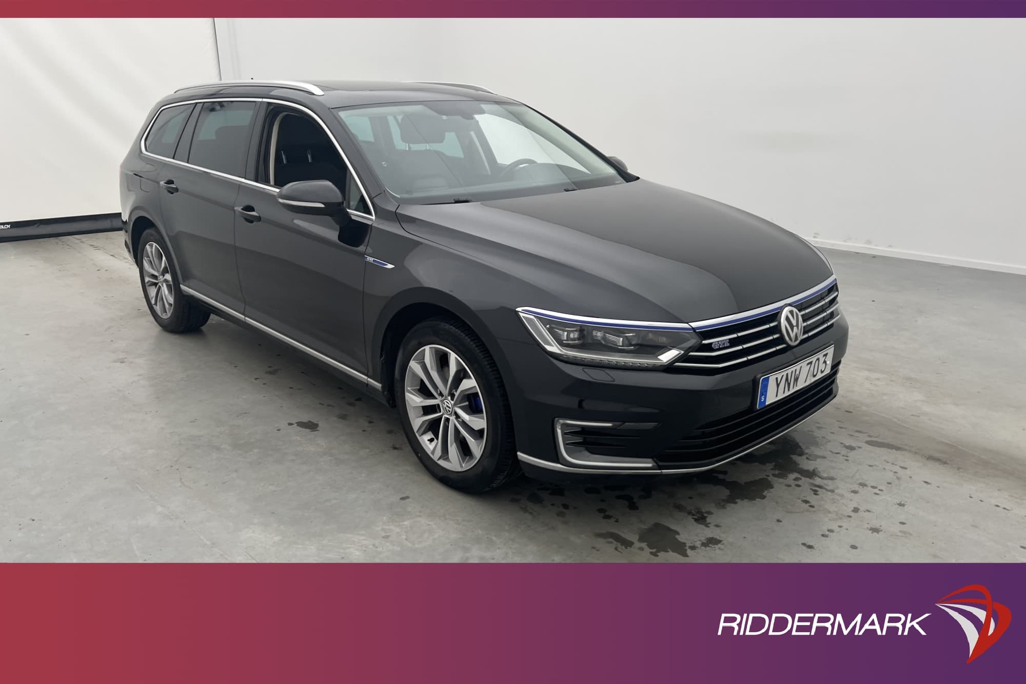 Volkswagen Passat GTE 218hk