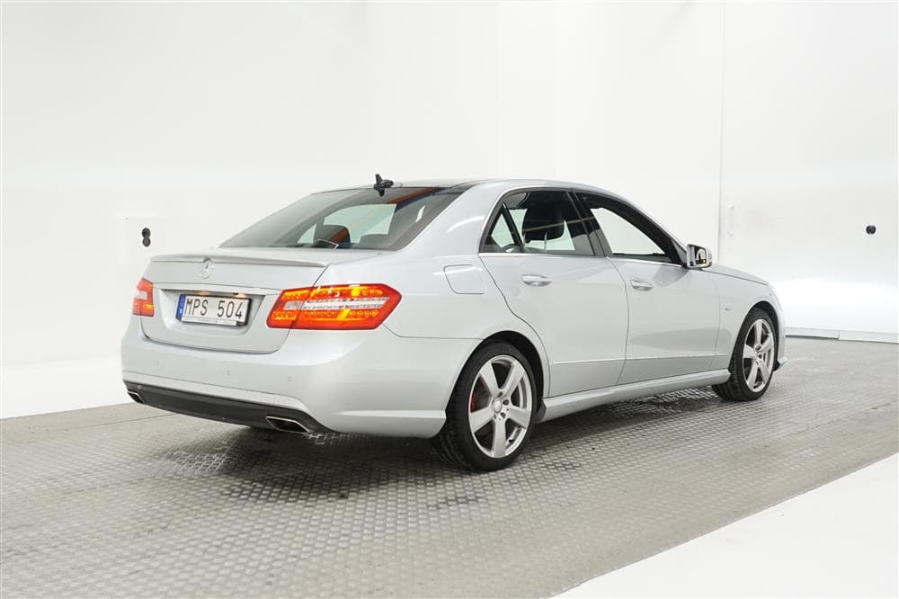 Mercedes-Benz E AMG Exclusive Kamera Pano H/K Keyless Naviexteriör