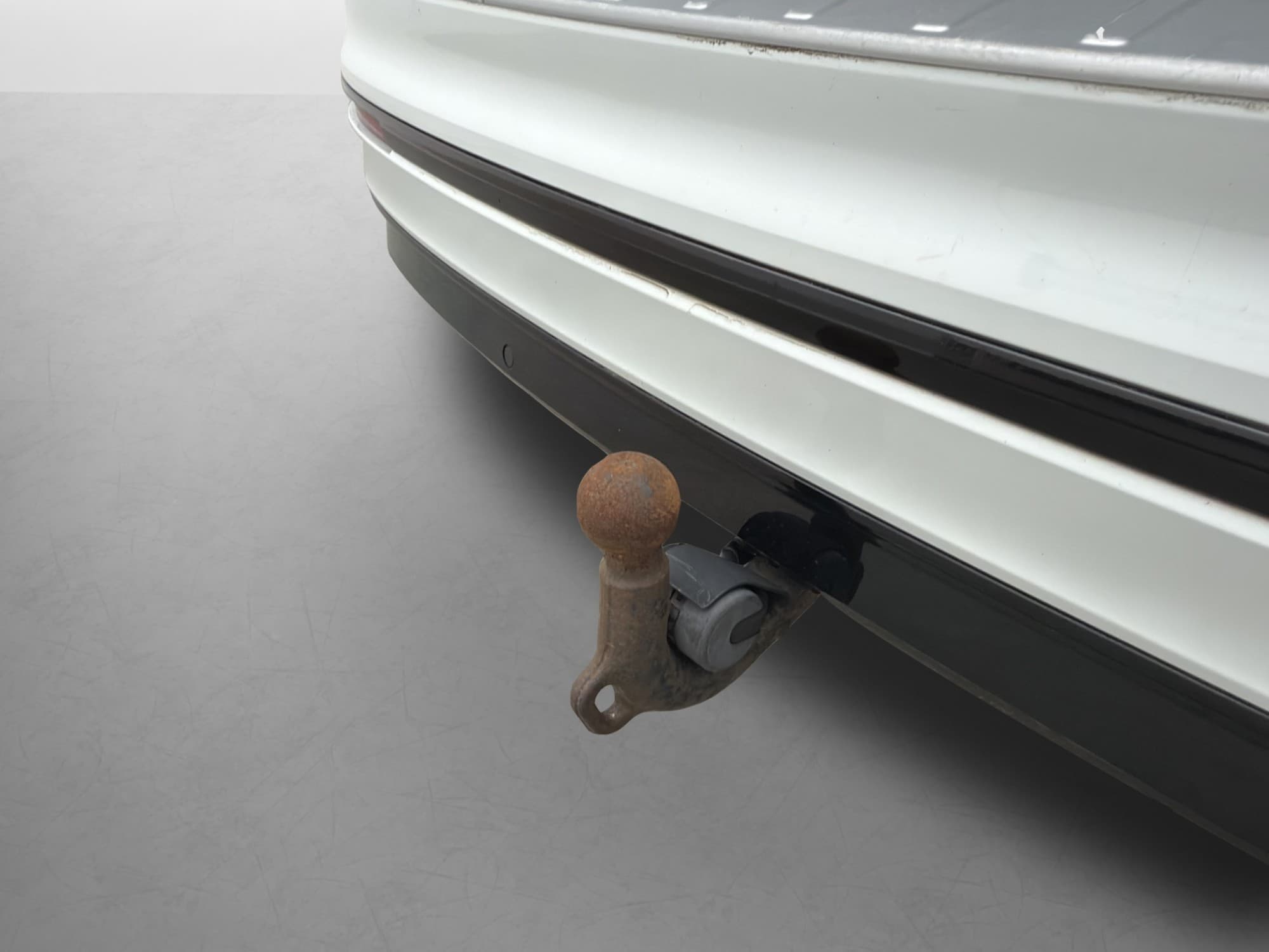 Volkswagen Tiguan 2.0 TSI 190hk 4M R-Line Cockpit Värm Drag