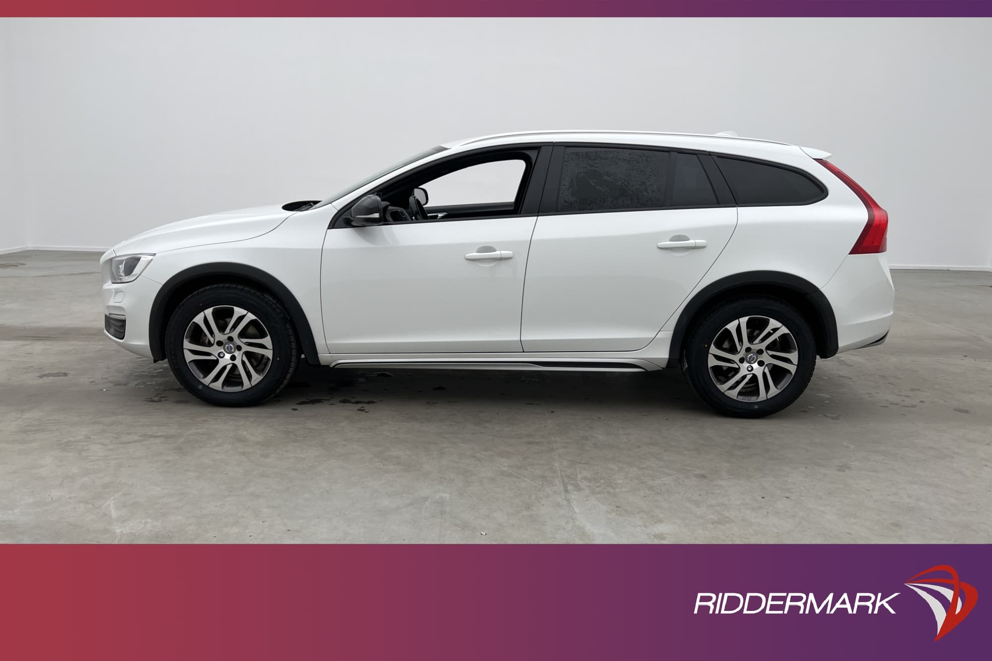 Volvo V60  CC D4 AWD 190hk