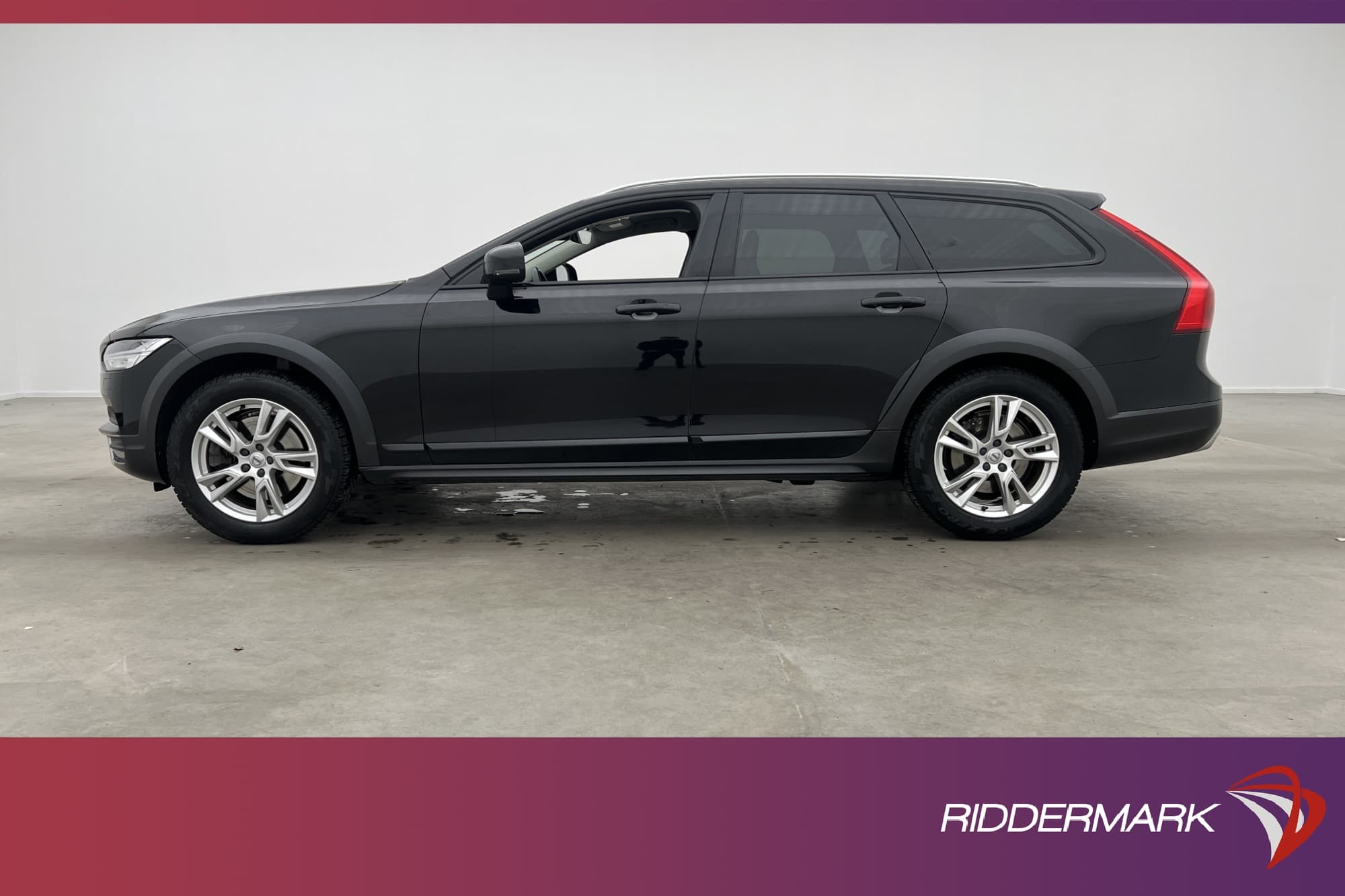 Volvo V90 Cross Country D4 AWD Momentum