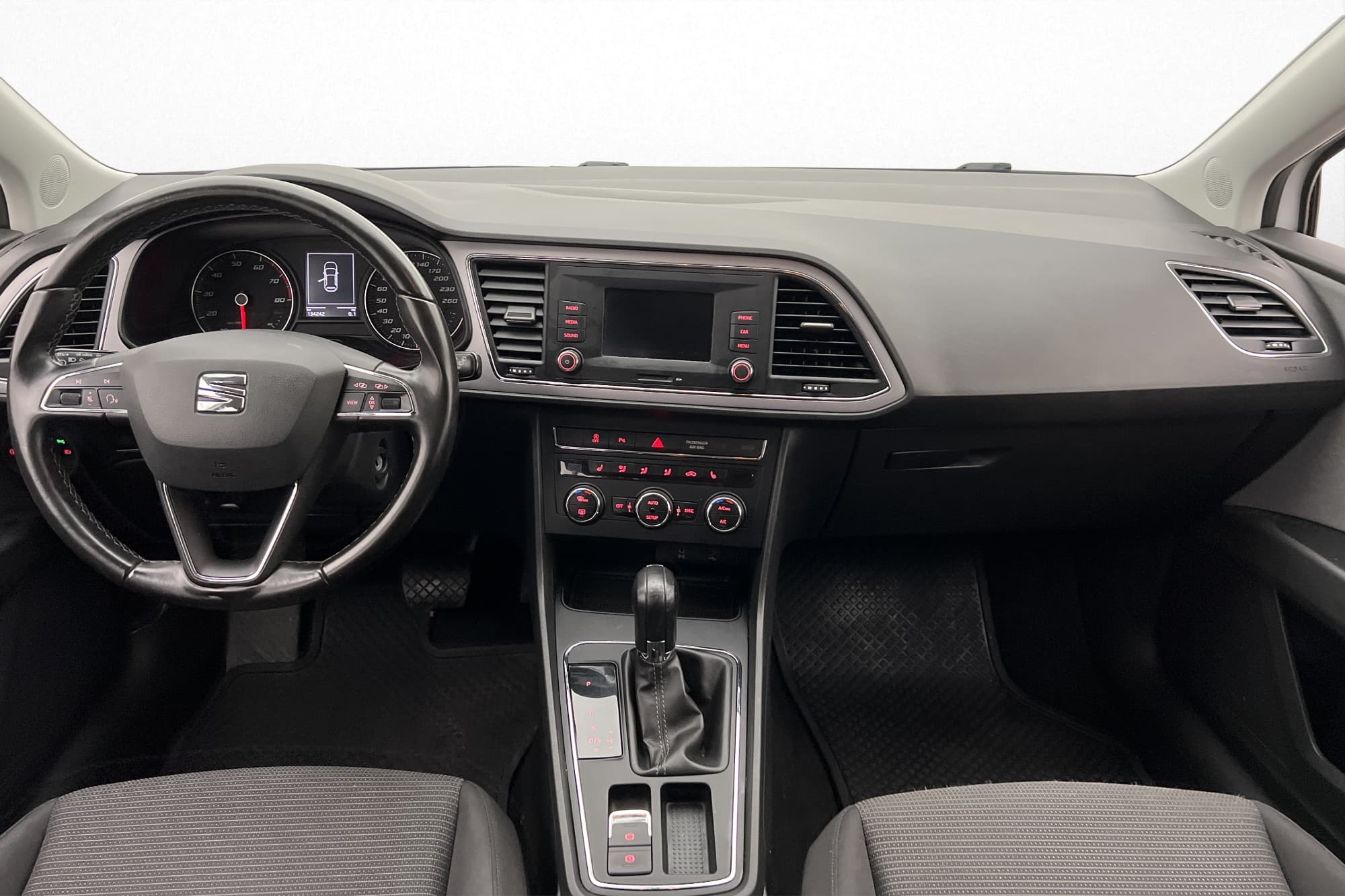 SEAT Leon ST 1.2 TSI 110hk Style Dragkrok P-Sensorer