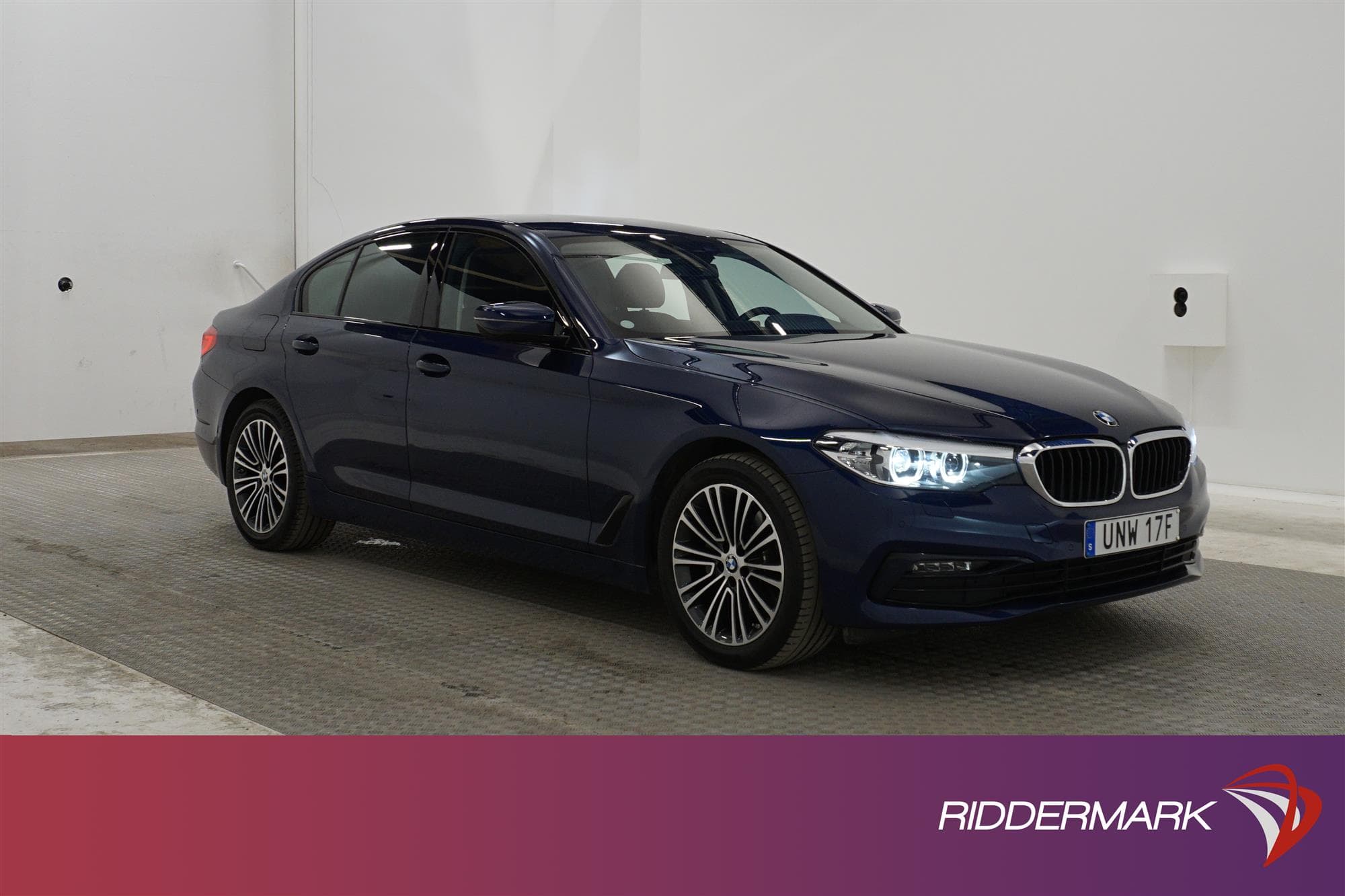 BMW 520 d xDrive 190hk Sportline HiFi Navi Drag 0,47l/milexteriör