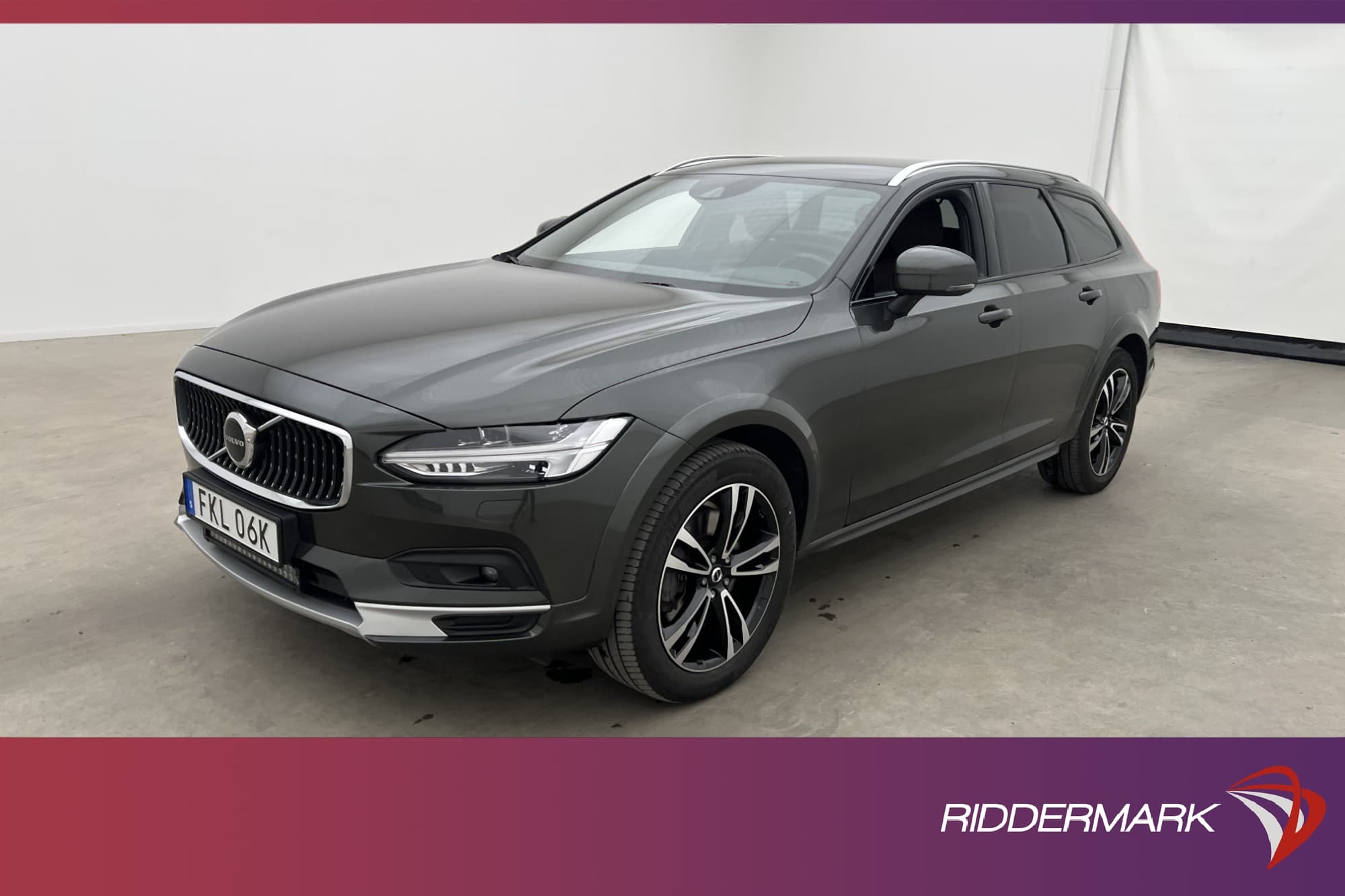 Volvo V90 Cross Country B4 AWD